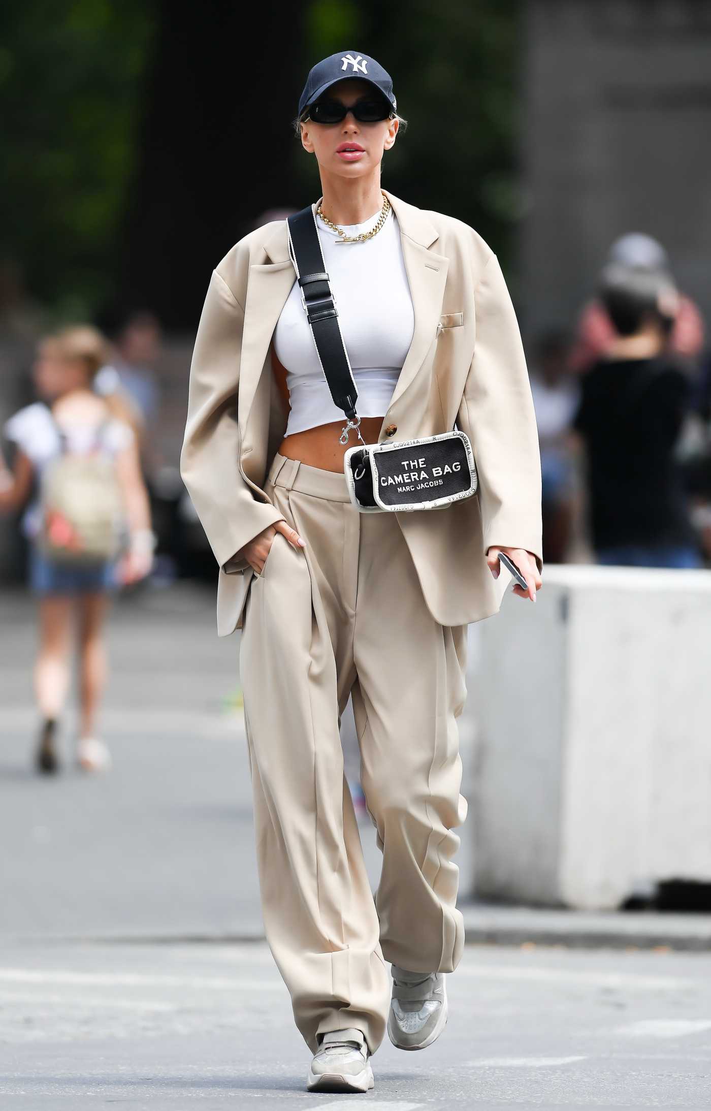 Christine Quinn in a Beige Pantsuit Heads to Columbus Circle in New York 06/28/2022