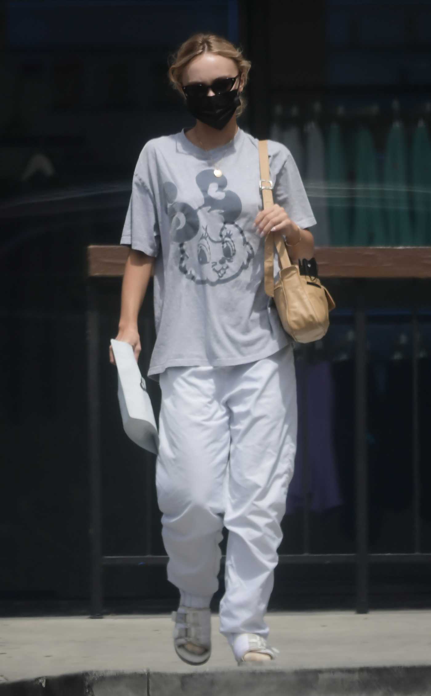 Lily-Rose Depp in a Black Protective Mask Was Seen Out in Los Angeles 06/23/2022