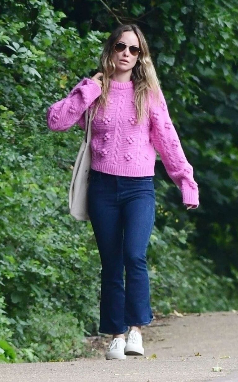 Olivia Wilde in a Pink Jumper