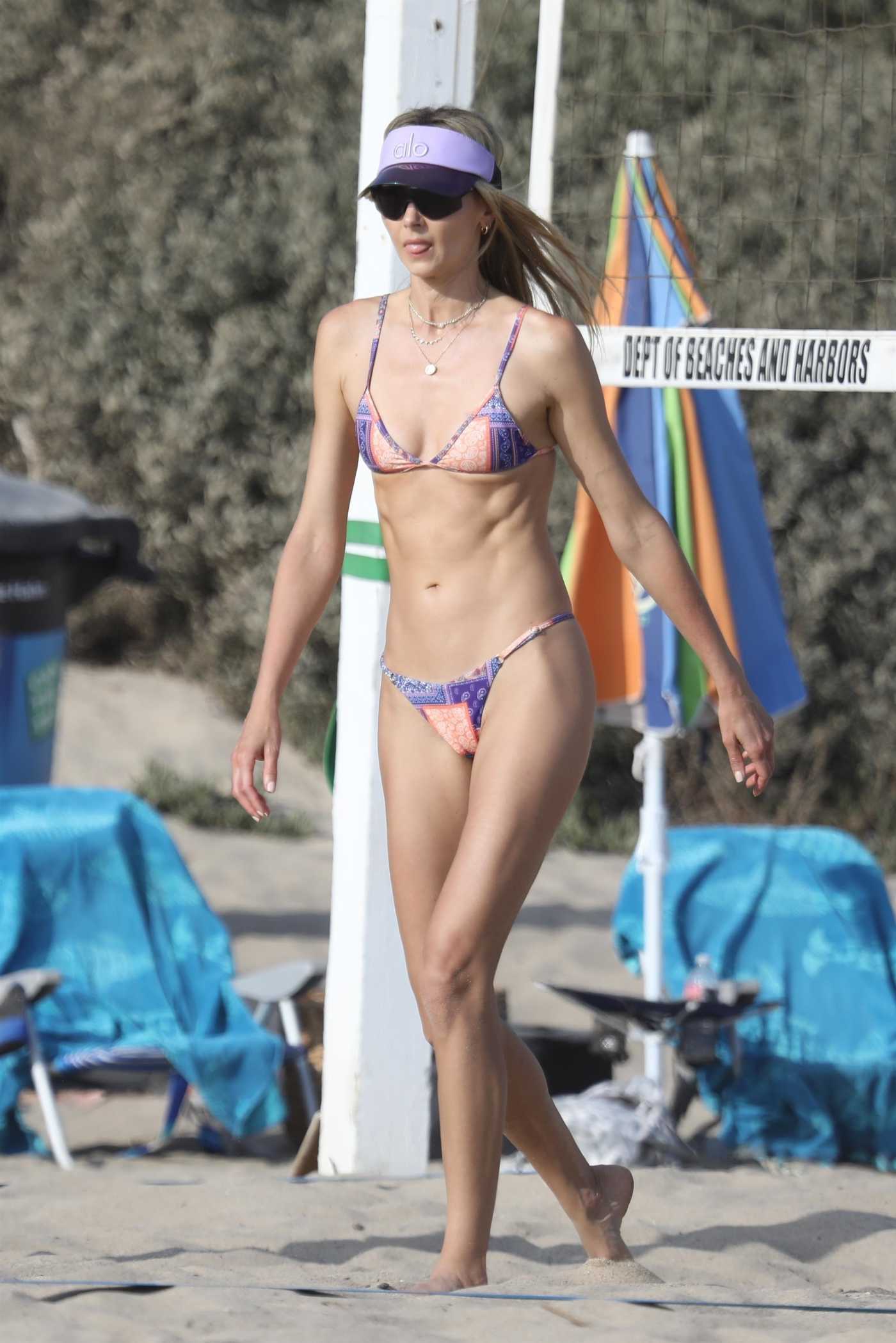 Ludi Delfino in Bikini Plays Volleyball on the Beach in Santa Monica 07/23/2022