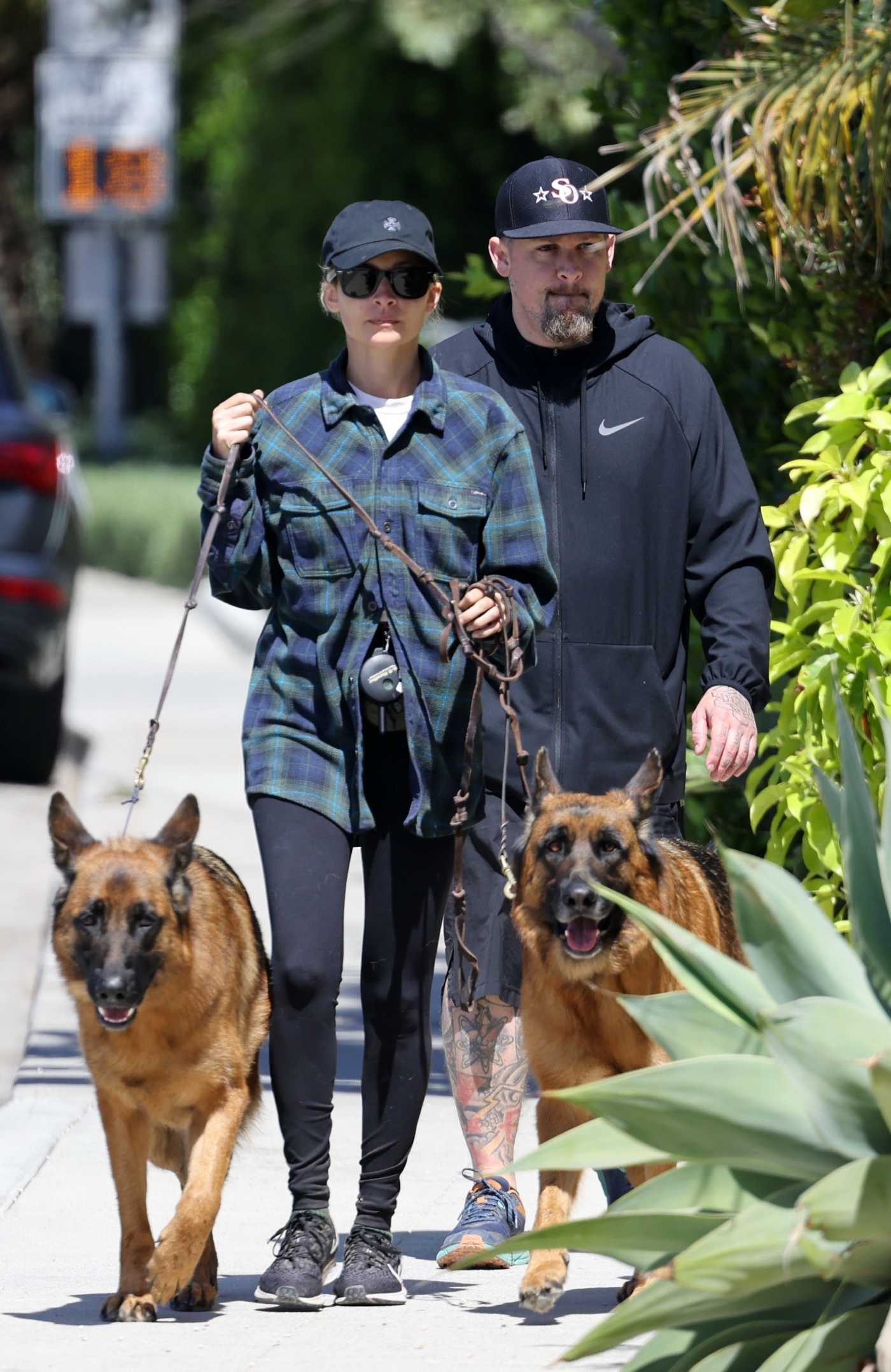 Nicole Richie in a Plaid Shirt Walks Her Dogs with Joel Madden in Santa Barbara 07/02/2022