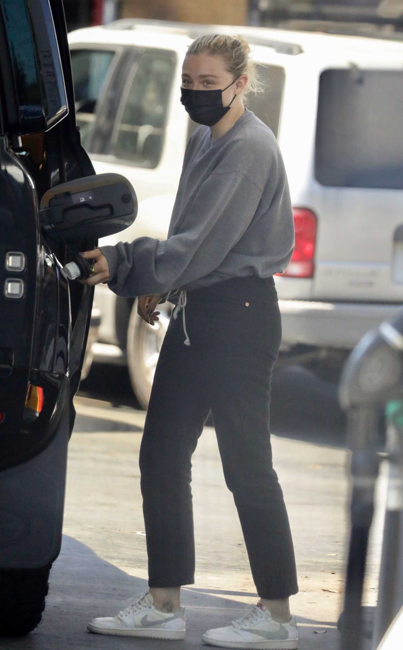 Chloe Moretz in a Black Protective Mask Was Seen Out in Studio City 08/22/2022