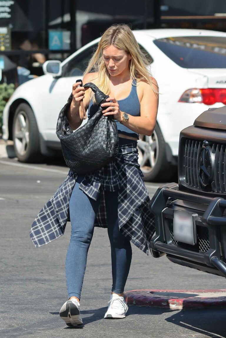 Hilary Duff in a White Sneakers