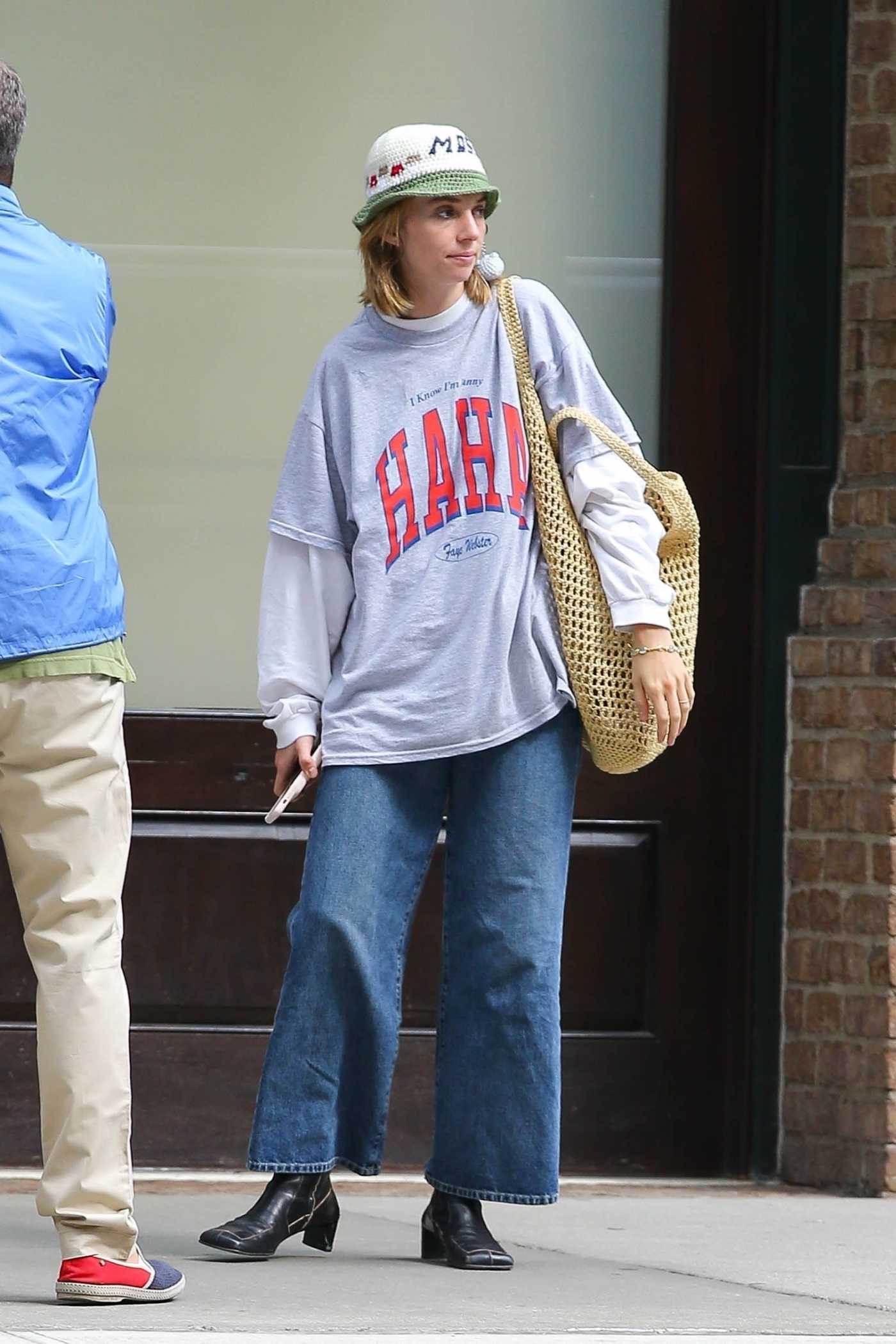 Maya Hawke in a Baggy Clothes Was Seen Out in New York 08/19/2022