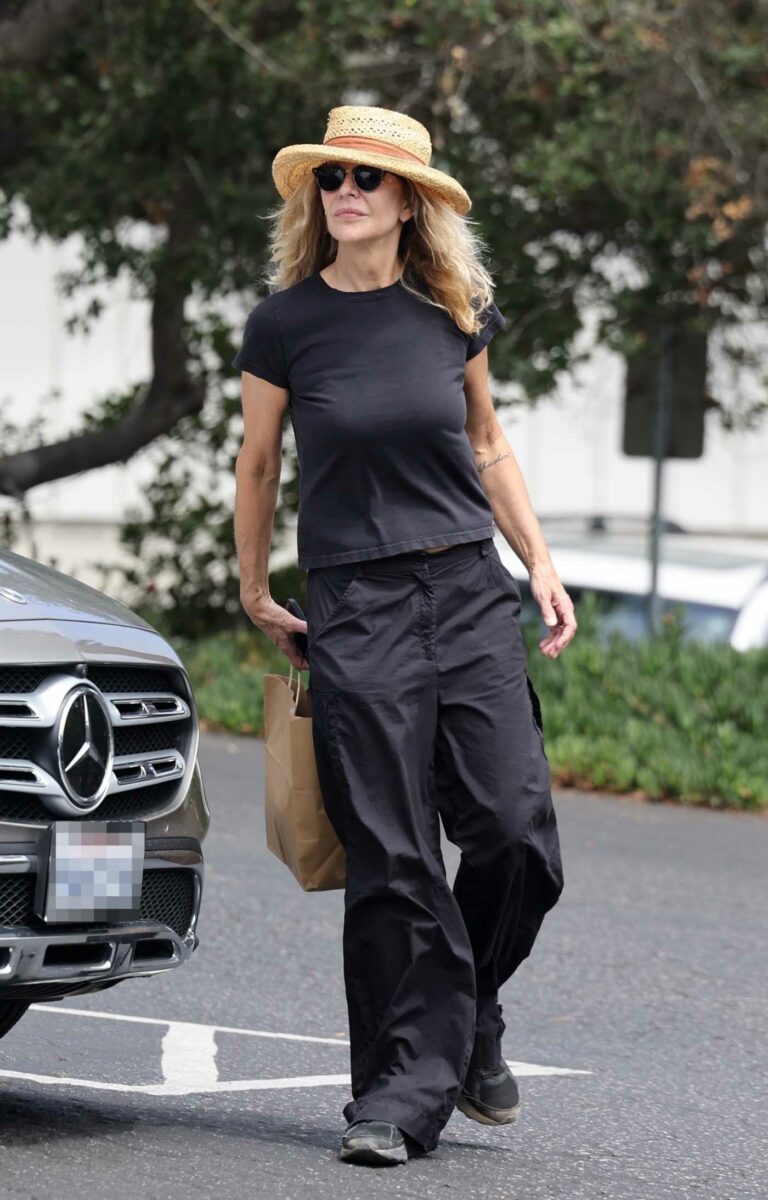 Meg Ryan in a Black Outfit