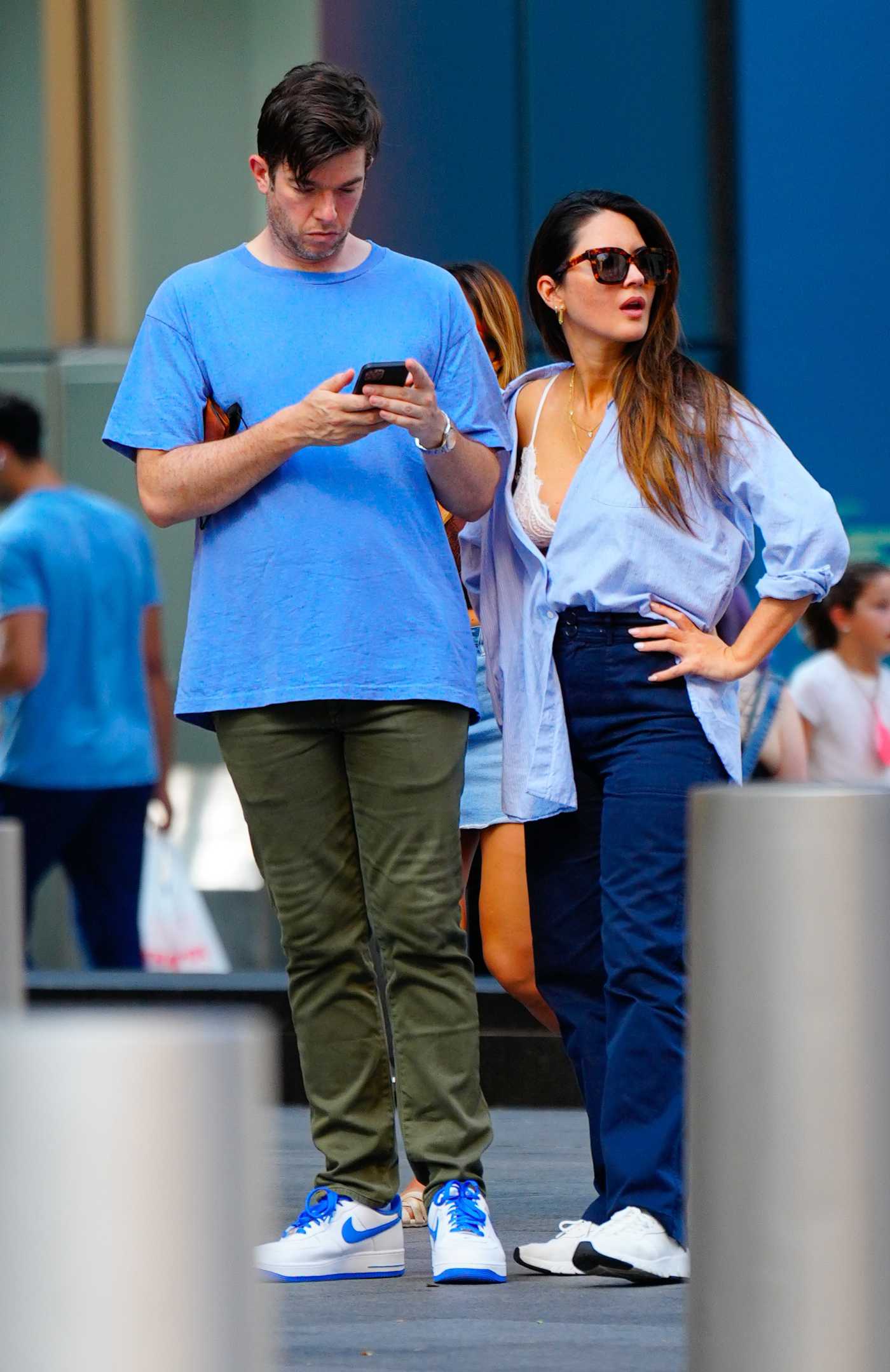 Olivia Munn in a Blue Shirt Was Seen Out with John Mulaney in New York 08/04/2022