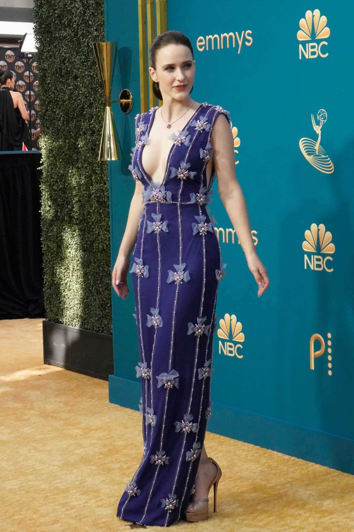Rachel Brosnahan Attends the 74th Annual Primetime Emmy Awards in Los Angeles 09/12/2022