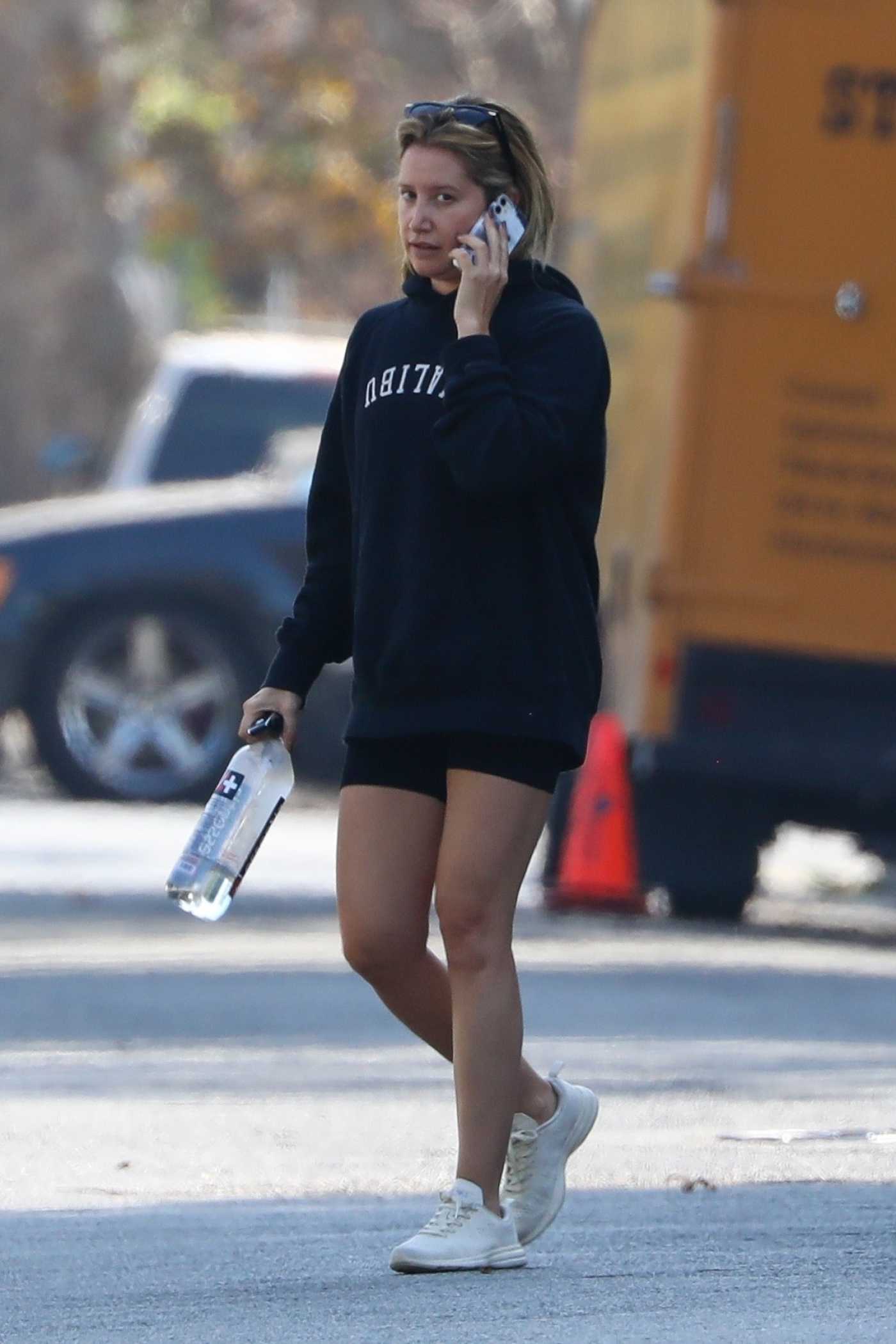 Ashley Tisdale in a Black Hoodie Leaves the Gym in Los Angeles 10/07/2022