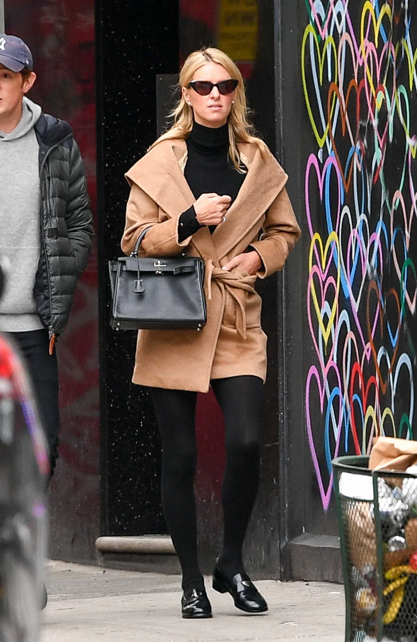 Nicky Hilton in a Tan Jacket Was Seen Out with James Rothschild in New York 10/05/2022
