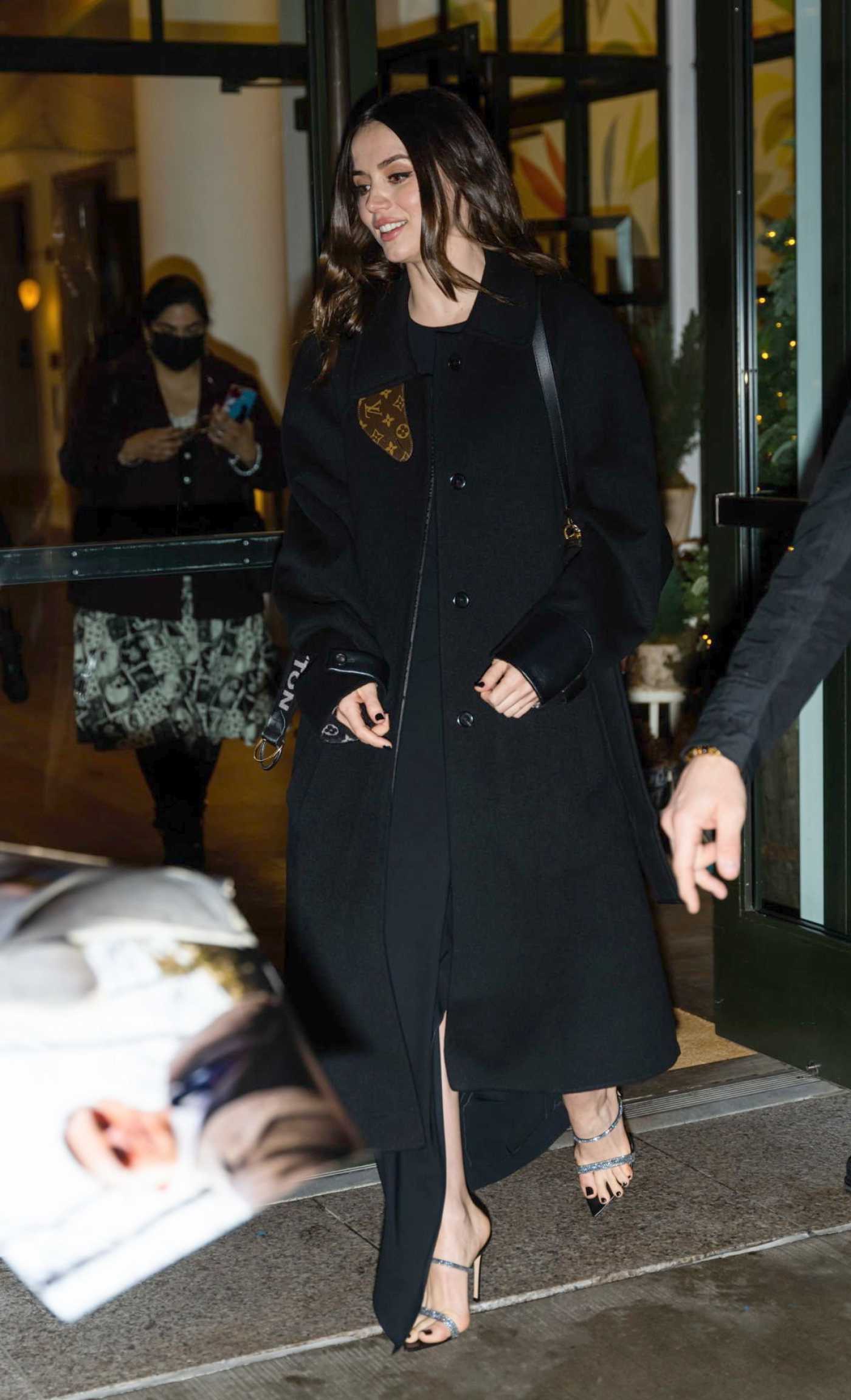 Ana de Armas in a Black Coat Was Seen Out in New York 01/03/2023
