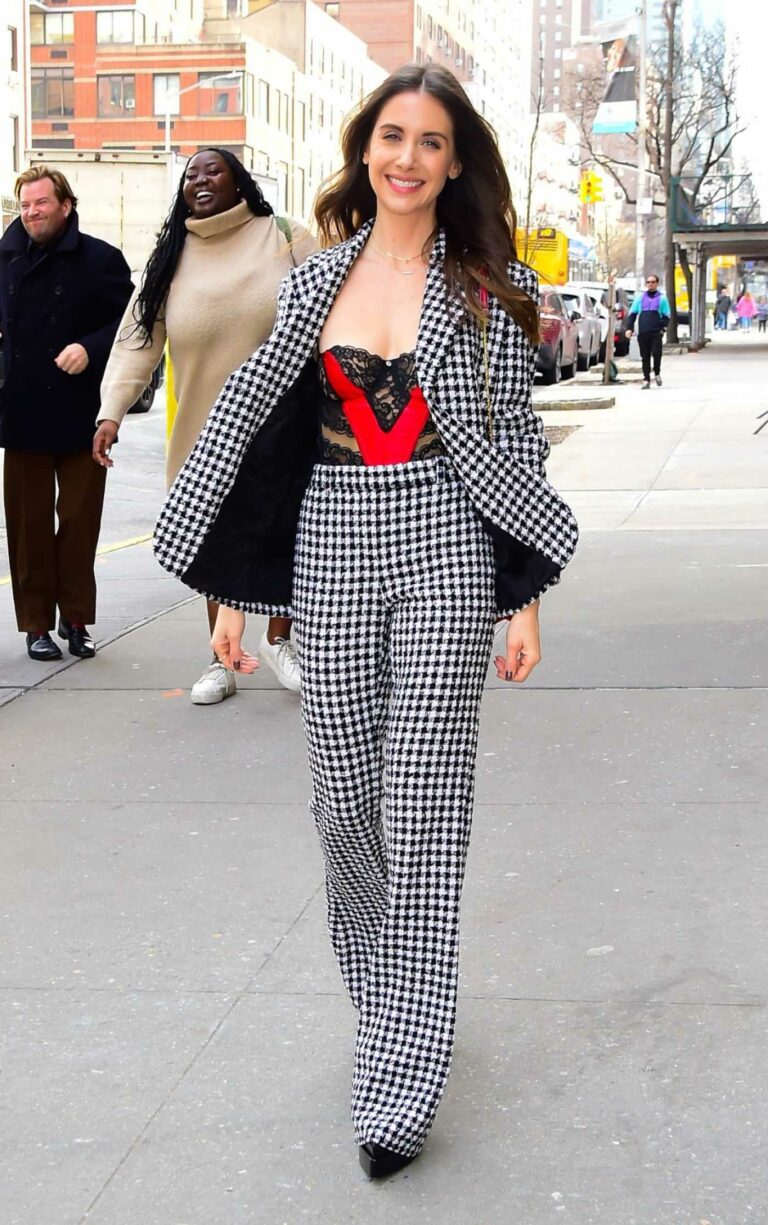 Alison Brie in a Houndstooth Pantsuit