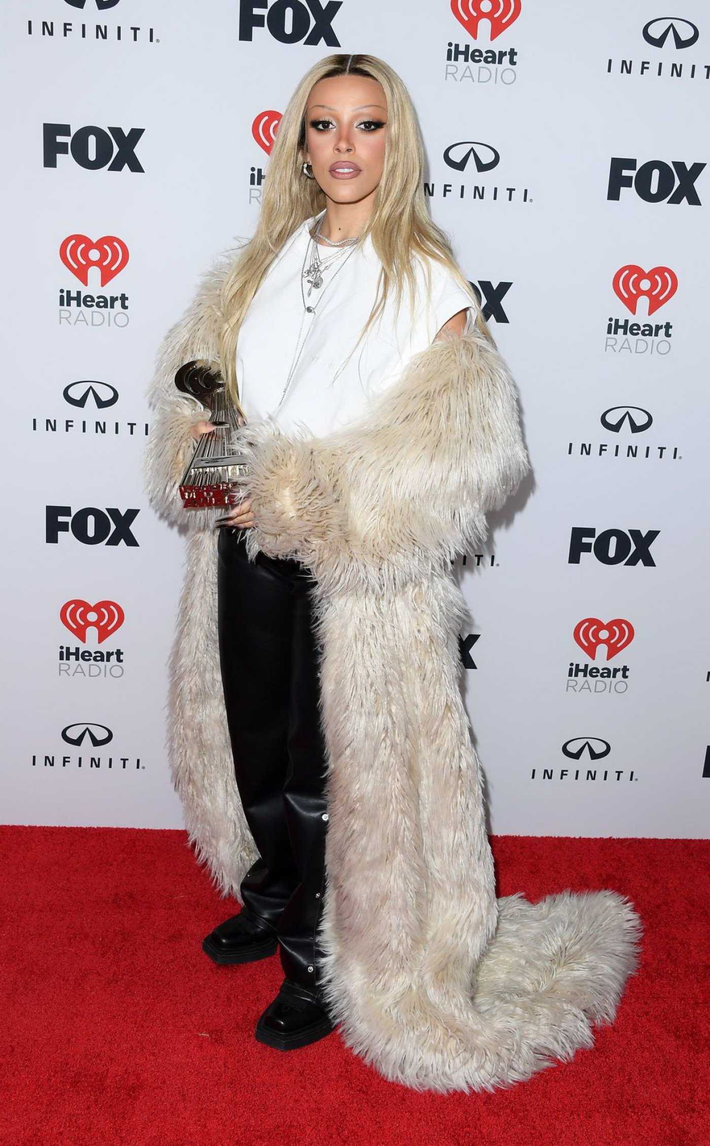 Doja Cat Attends 2023 iHeartRadio Music Awards at Dolby Theatre in Los Angeles 03/27/2023