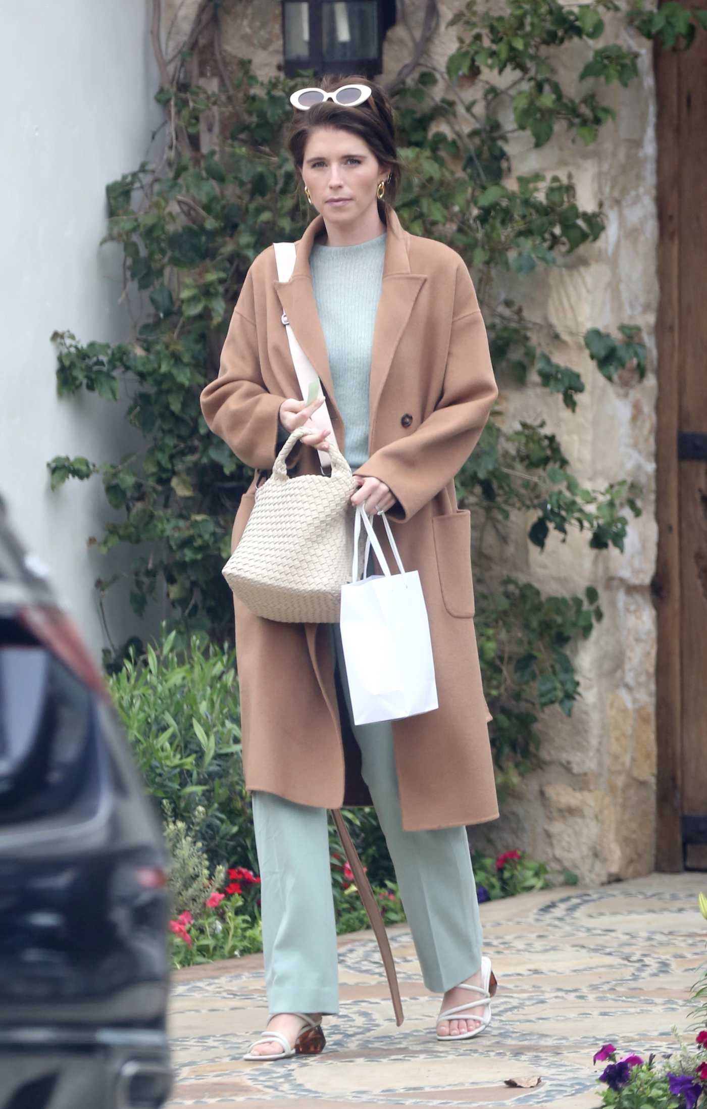 Katherine Schwarzenegger in a Caramel Coloured Coat Was Seen Out in Los Angeles 04/28/2023