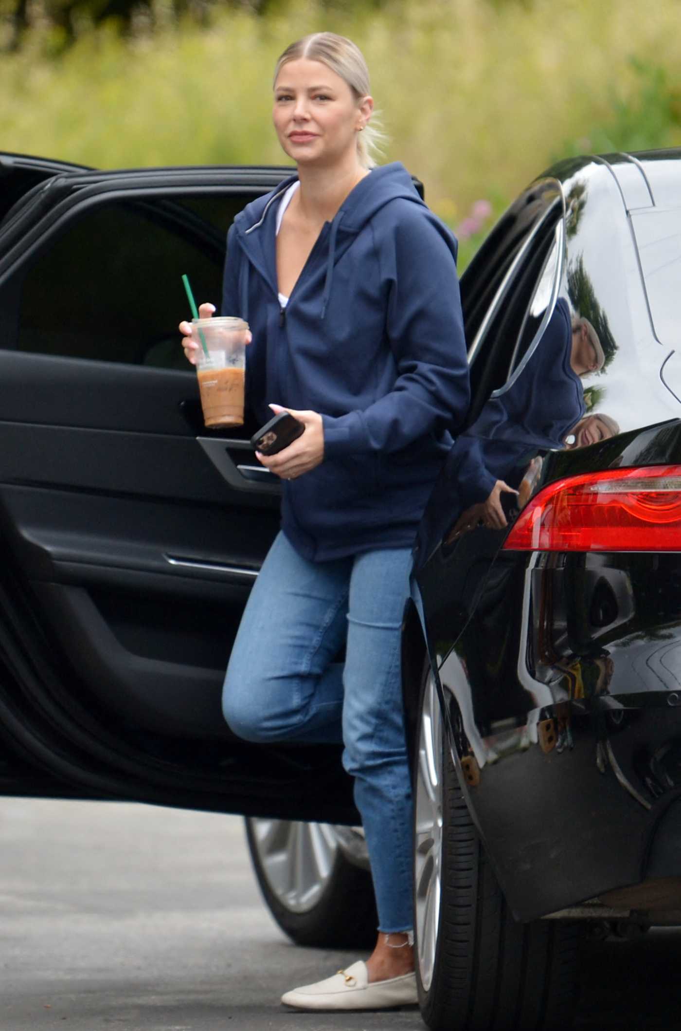 Ariana Madix in a Blue Ripped Jeans Was Seen Out in San Diego 05/29