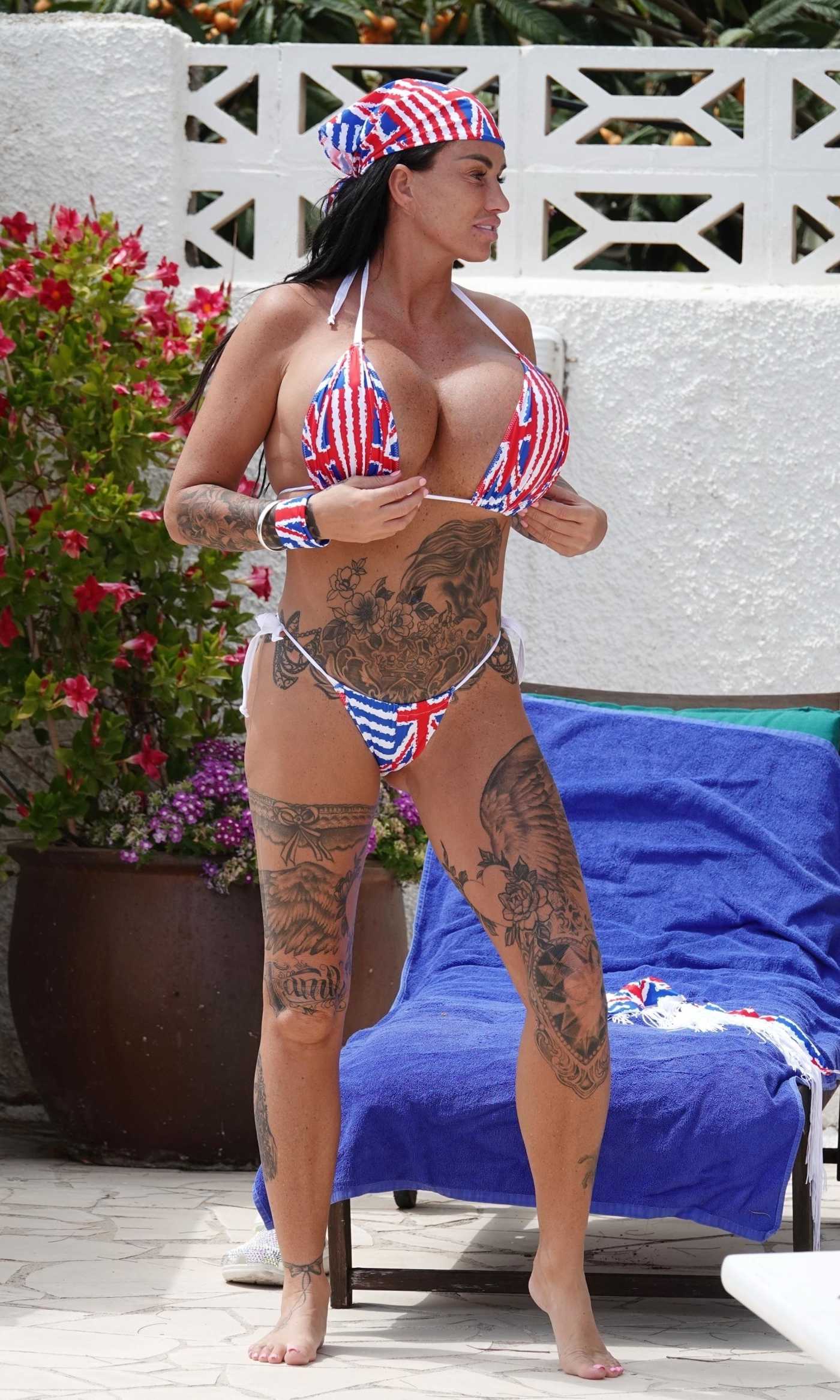 Katie Price in a a Patriotic Bikini on the Beach in Spain 05/07/2023