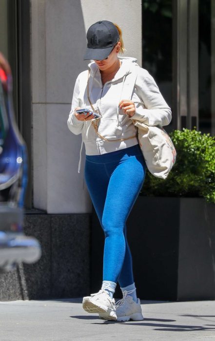 Scarlett Johansson in a Blue Leggings