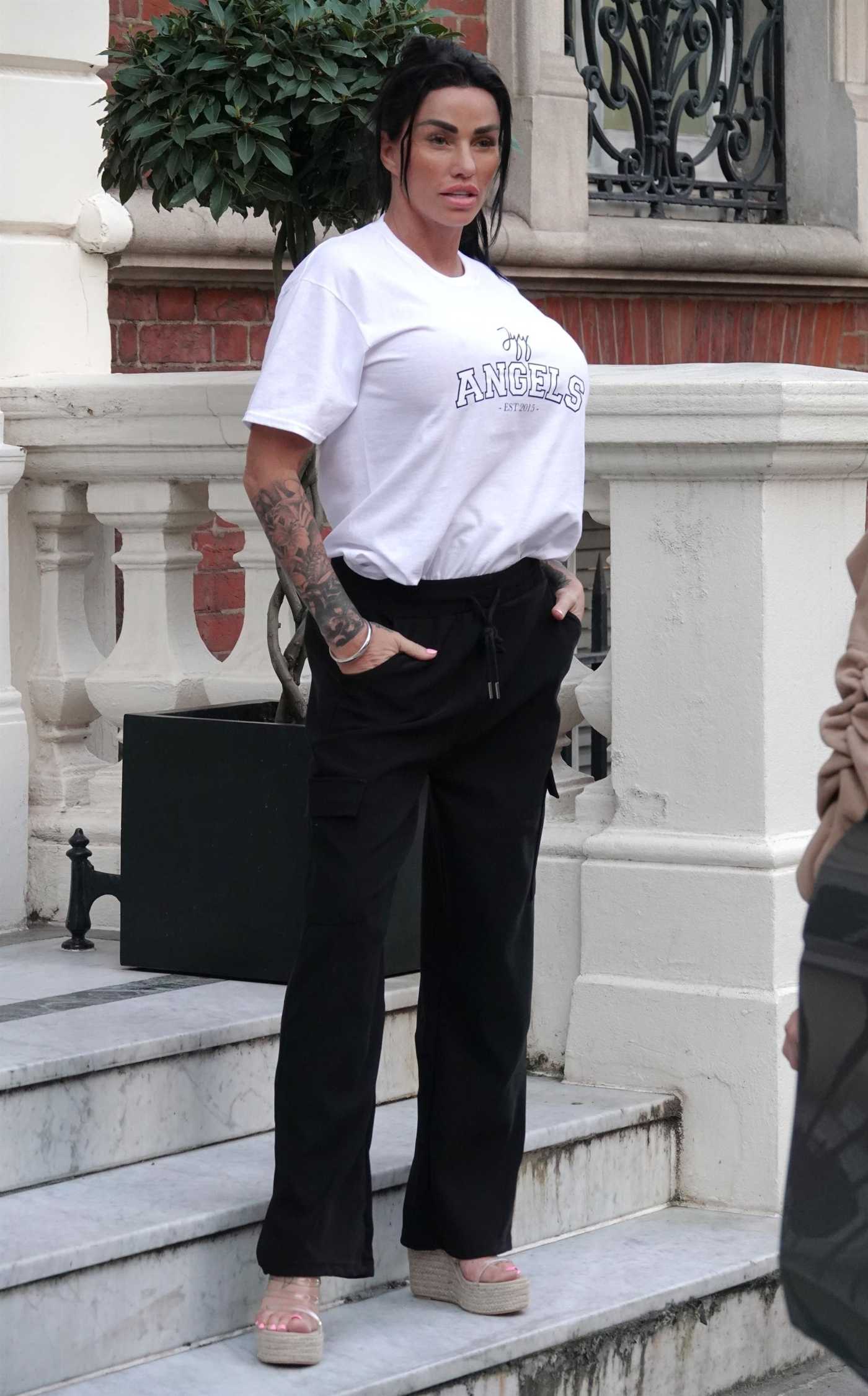 Katie Price in a White Tee Was Seen Out in London 05/29/2023