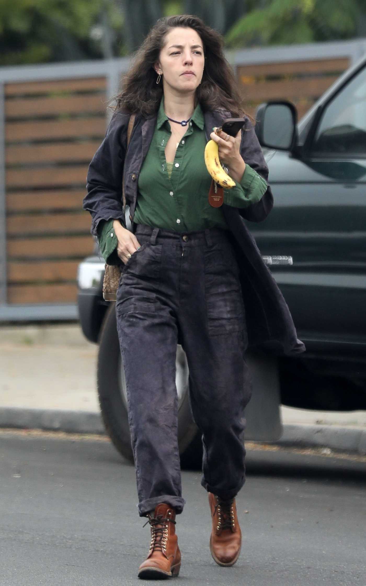 Olivia Thirlby in a Green Shirt Was Seen Out in Los Angeles 06/10/2023