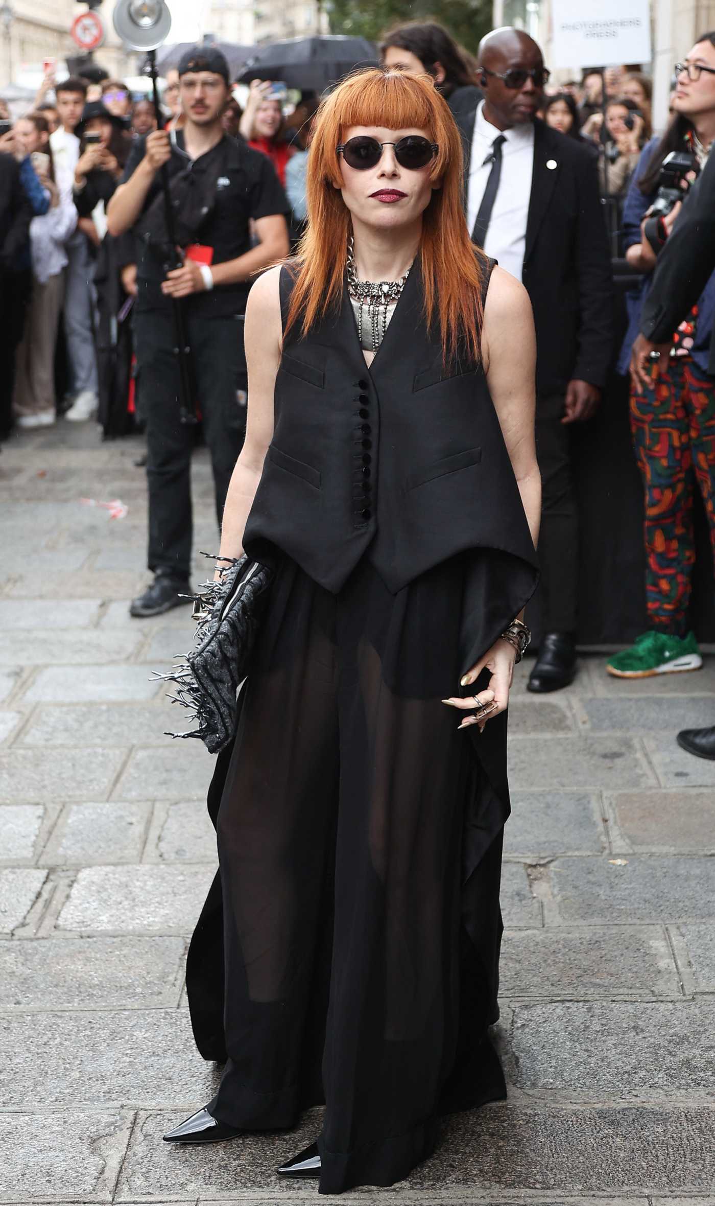 Natasha Lyonne Attends the Jean Paul Gaultier Fashion Show During 2023 Paris Fashion Week in Paris 07/05/2023