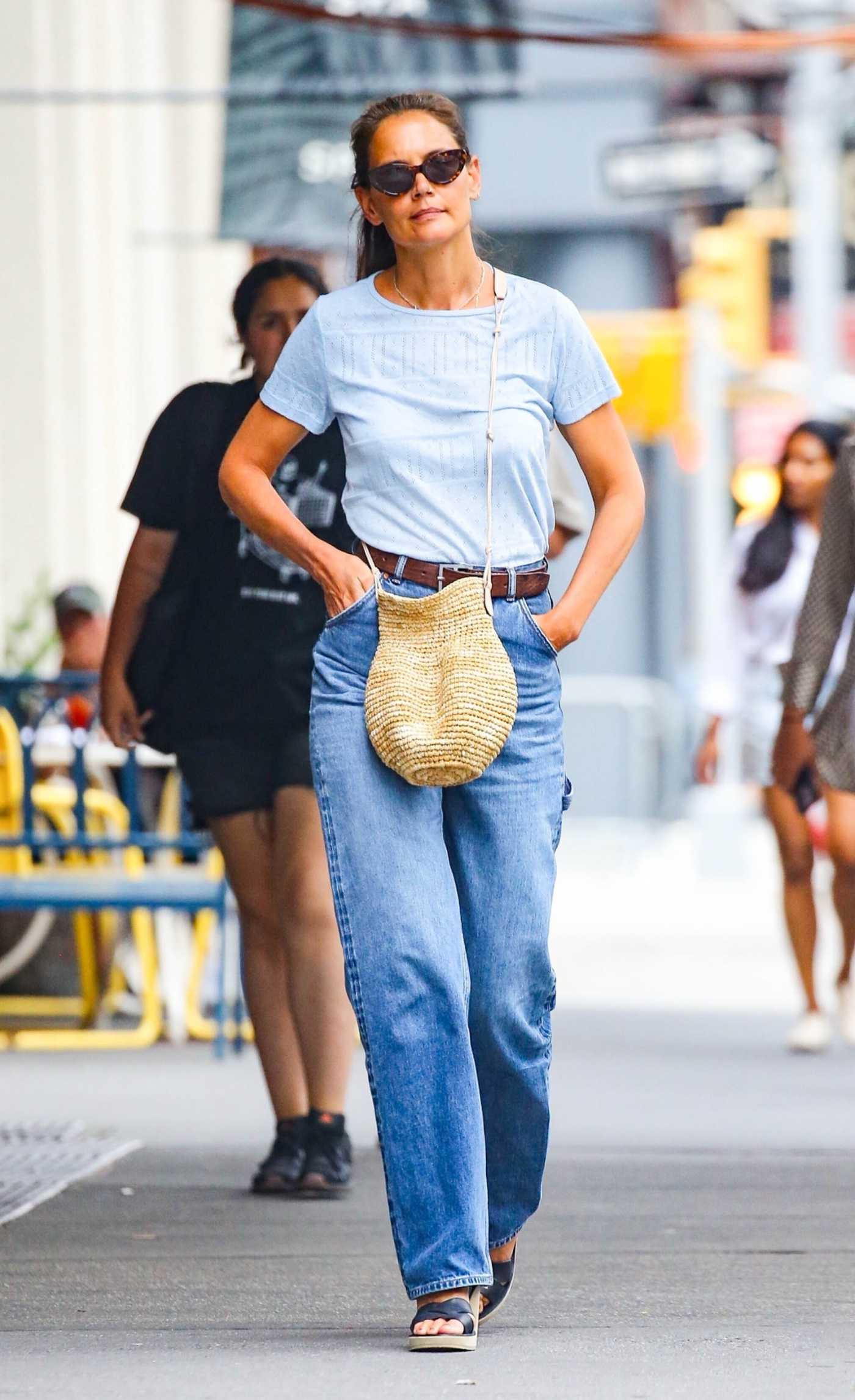Katie Holmes in a Baby Blue Tee Was Seen During a Solo Outing in New York 08/04/2023
