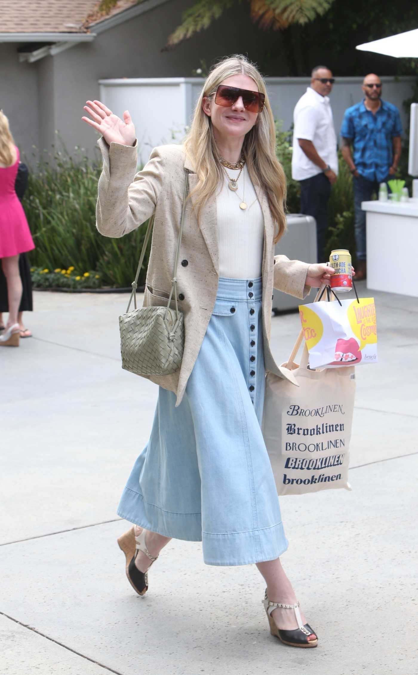 Lily Rabe in a Blue Skirt Was Seen Out in Los Angeles 08/13/2023