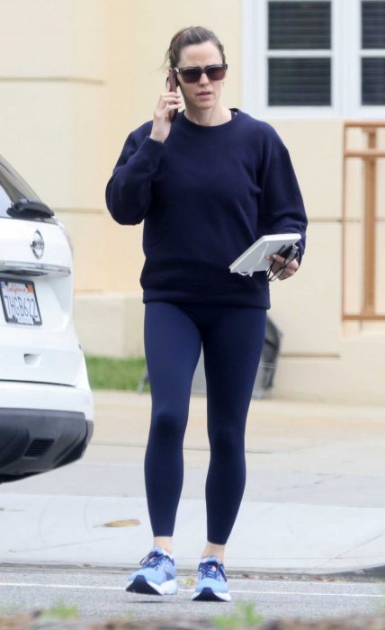 Jennifer Garner in a Blue Sweatshirt