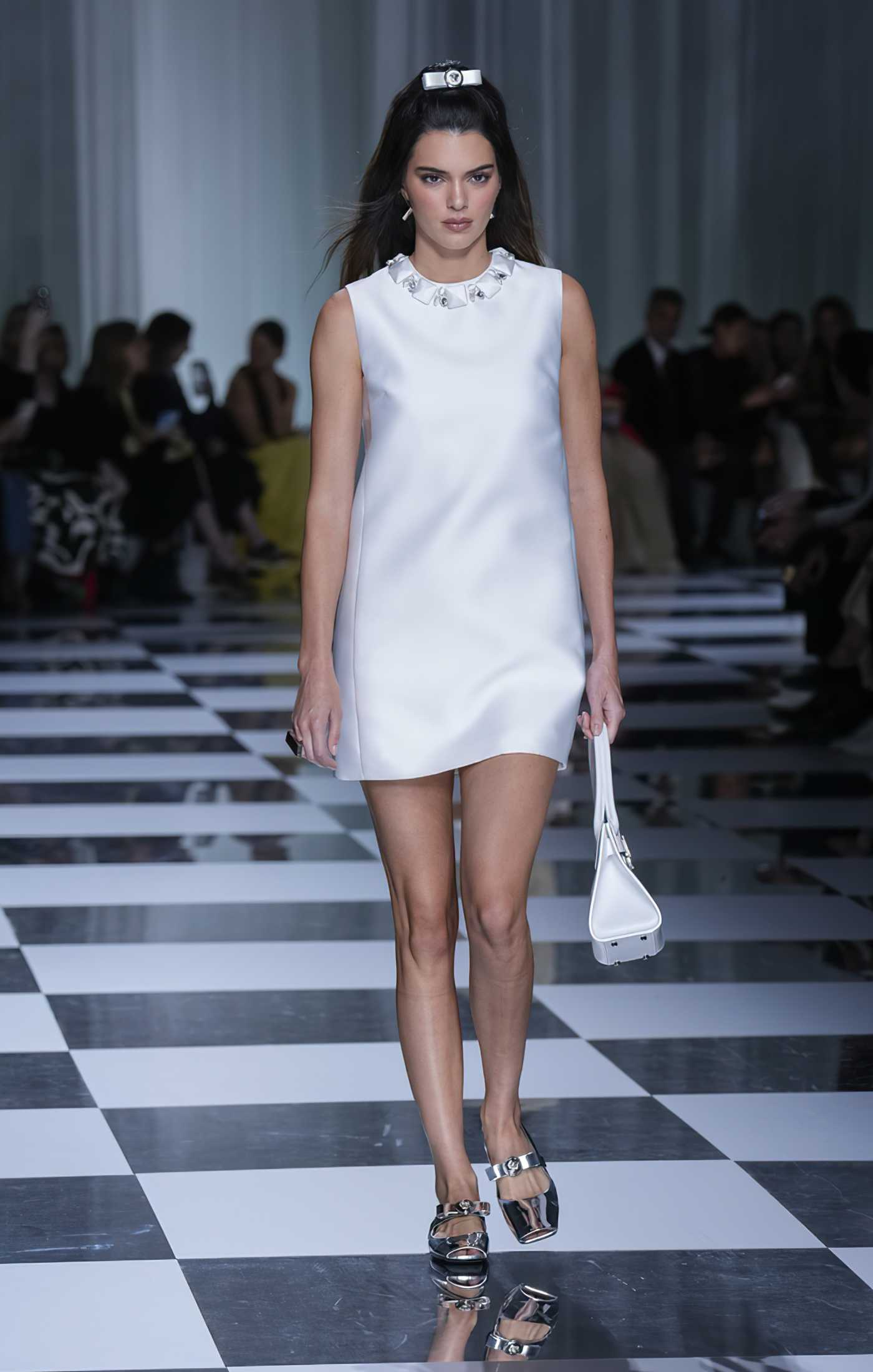 Kendall Jenner in a White Dress Walks Runway for Versace Fashion Show During 2023 Milan Fashion Week in Milan 09/22/2023