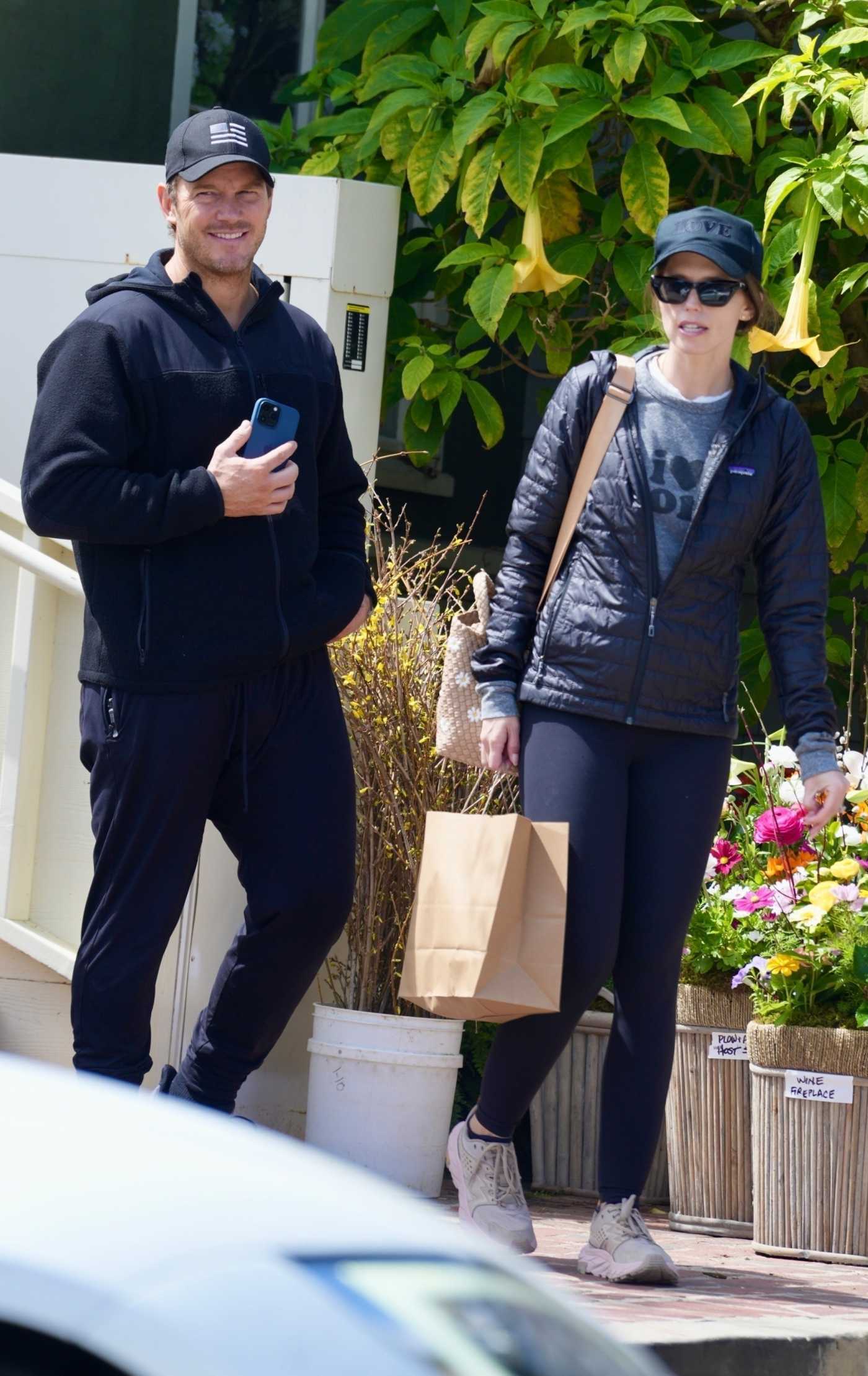 Katherine Schwarzenegger in a Black Cap Was Seen Out with Chris Pratt in Santa Monica 03/29/2024