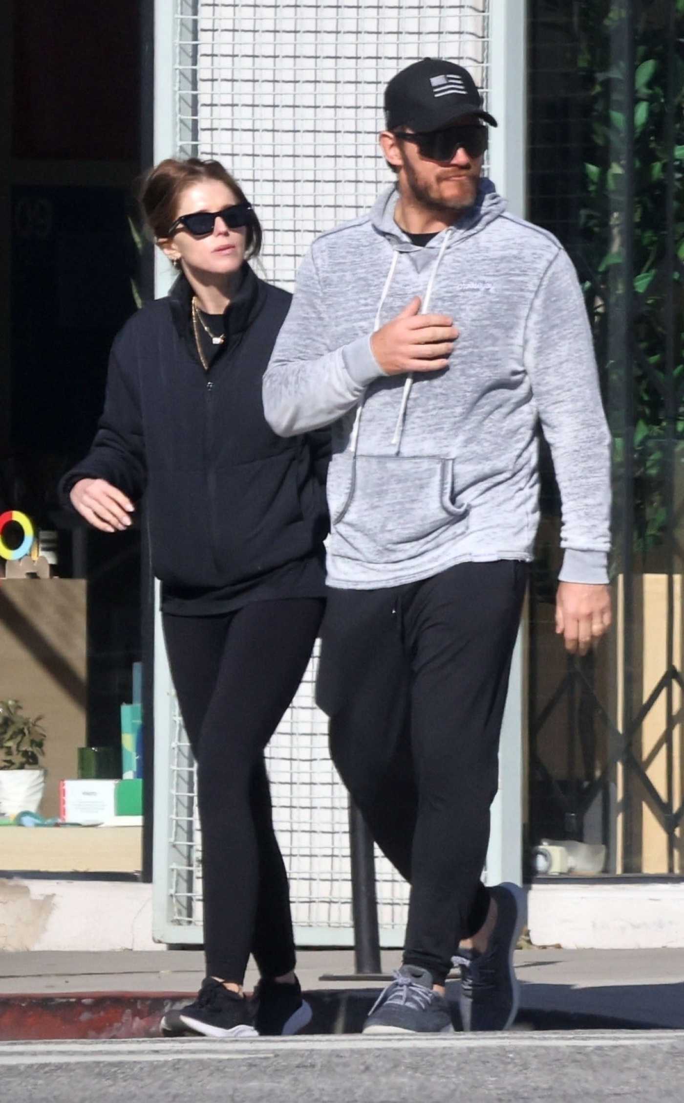 Katherine Schwarzenegger in a Black Outfit Was Seen Out with Chris Pratt in Los Angeles 03/22/2024