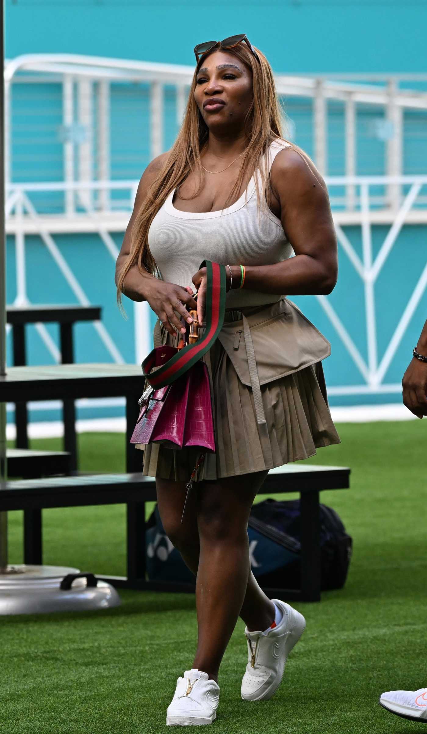 Serena Williams in a White Tank Top Attends the Men's Semi-Finals at the Miami Open at Hard Rock Stadium in Miami 03/29/2024