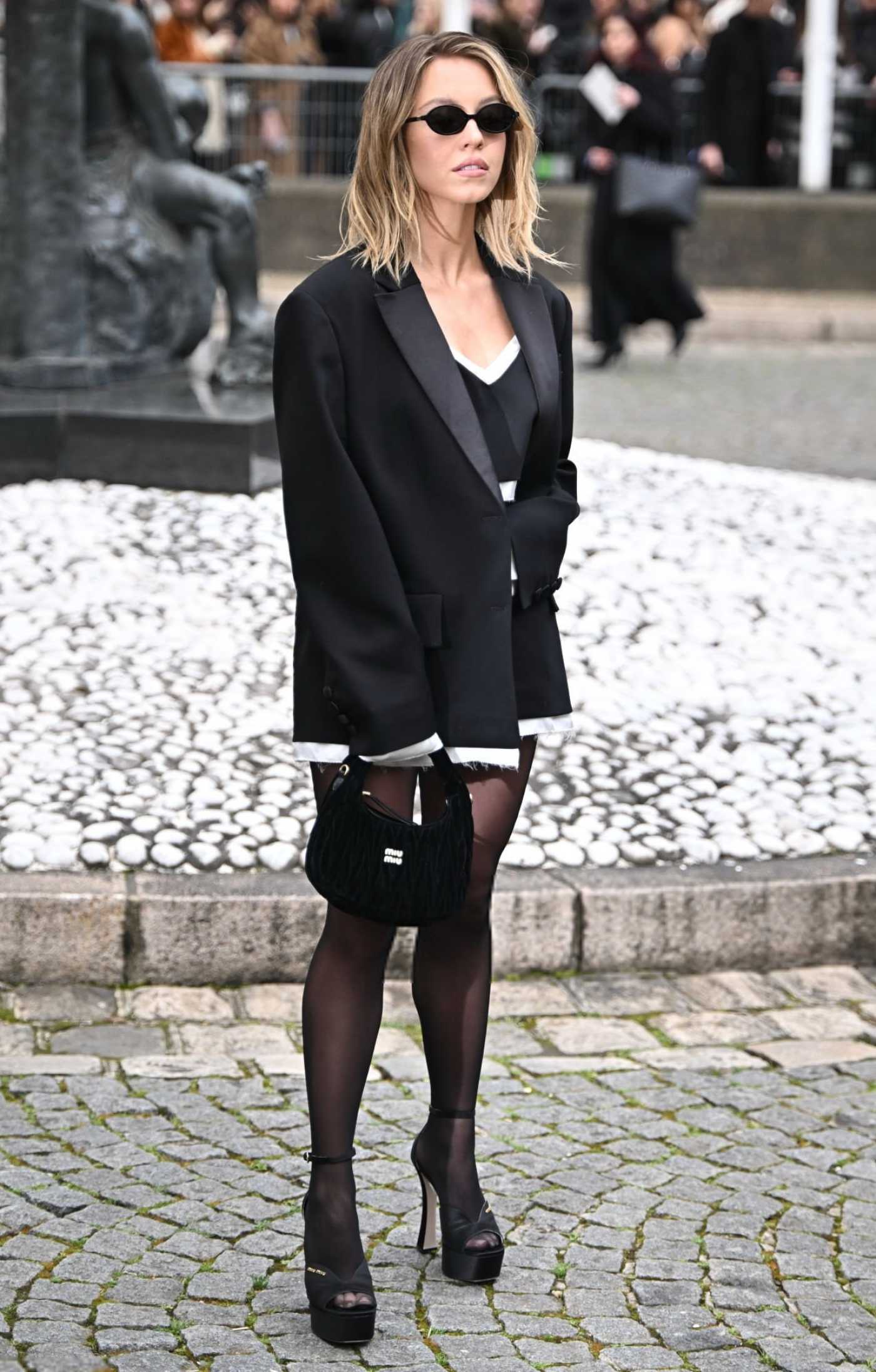 Sydney Sweeney Attends the Miu Miu Fashion Show During 2024 Paris Fashion Week in Paris 03/05/2024