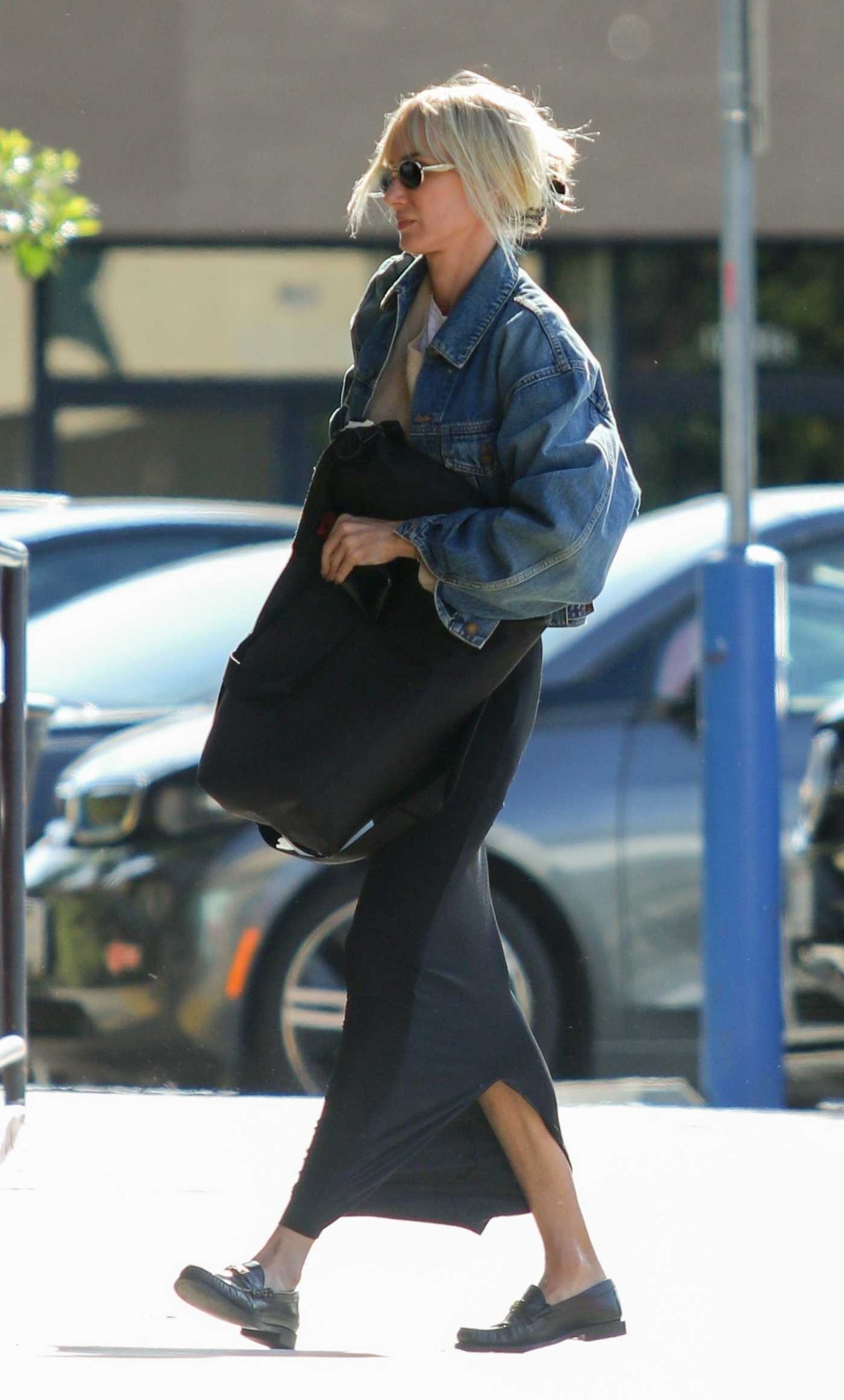 Kimberly Stewart in a Blue Denim Jacket Goes Shopping at Erewhon Market in Los Angeles 04/23/2024