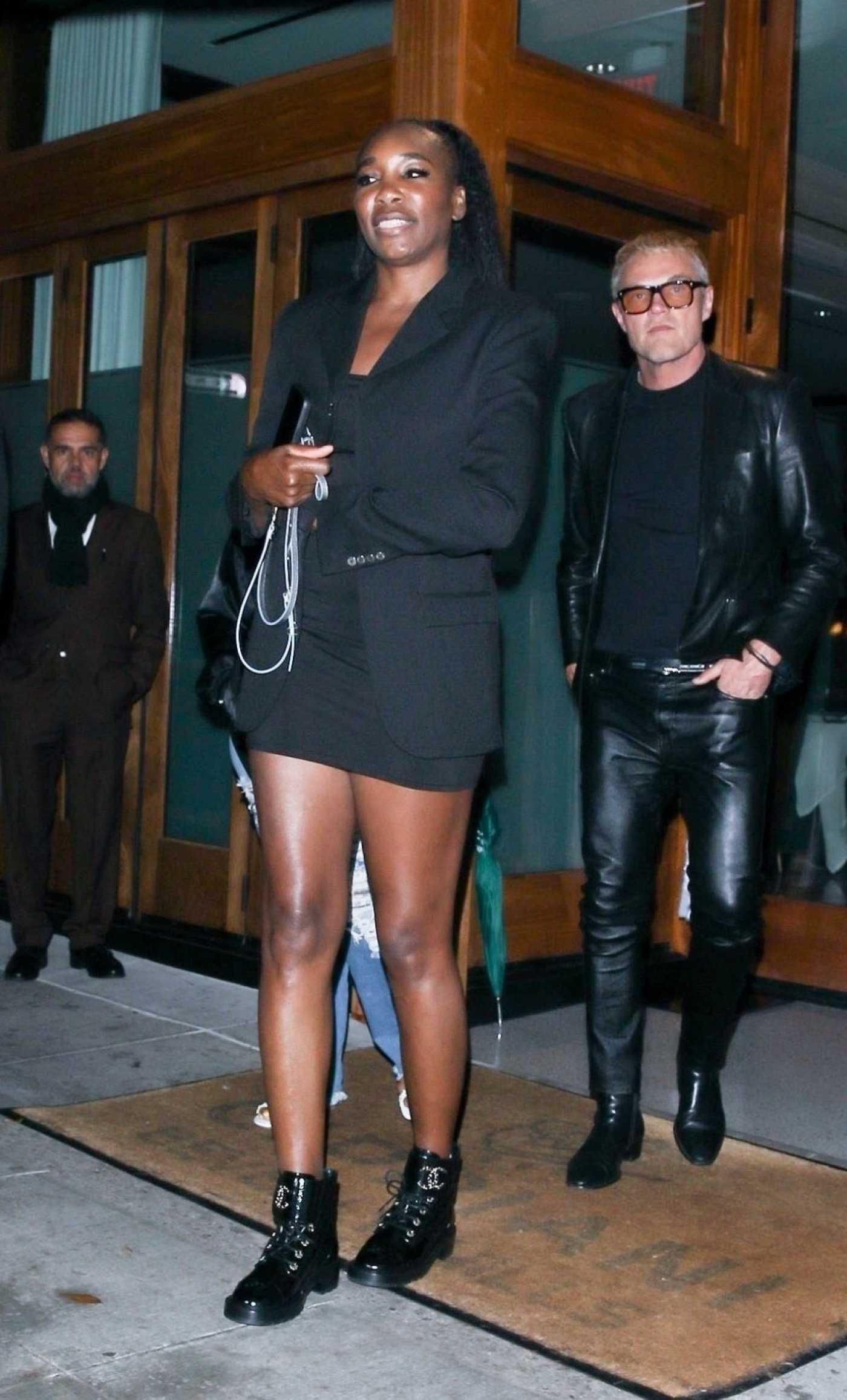 Venus Williams in a Black Blazer Arrives at Cipriani in Beverly Hills 04/14/2024