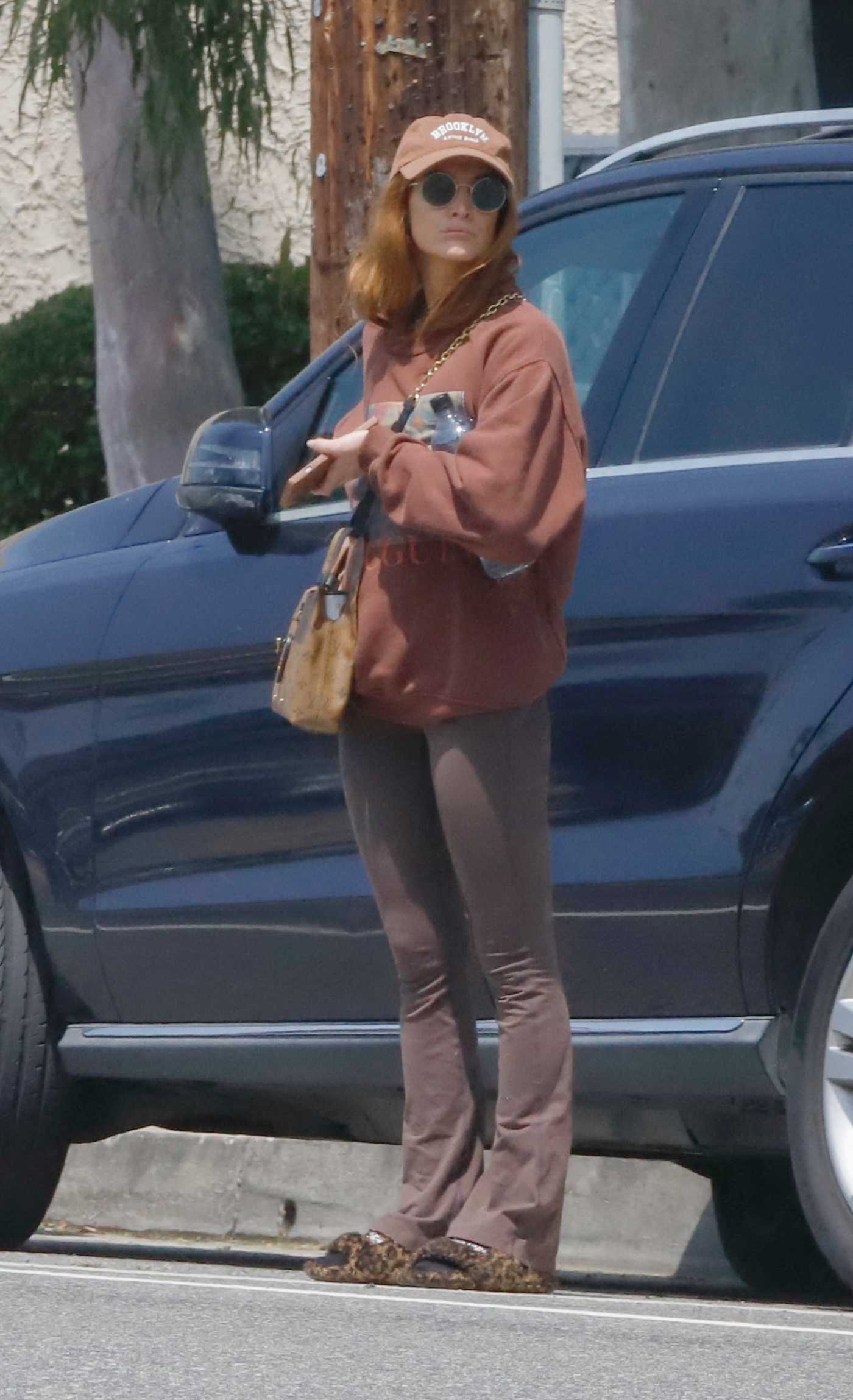 Ashlee Simpson in a Brown Cap Was Seen Out in Los Angeles 05/13/2024