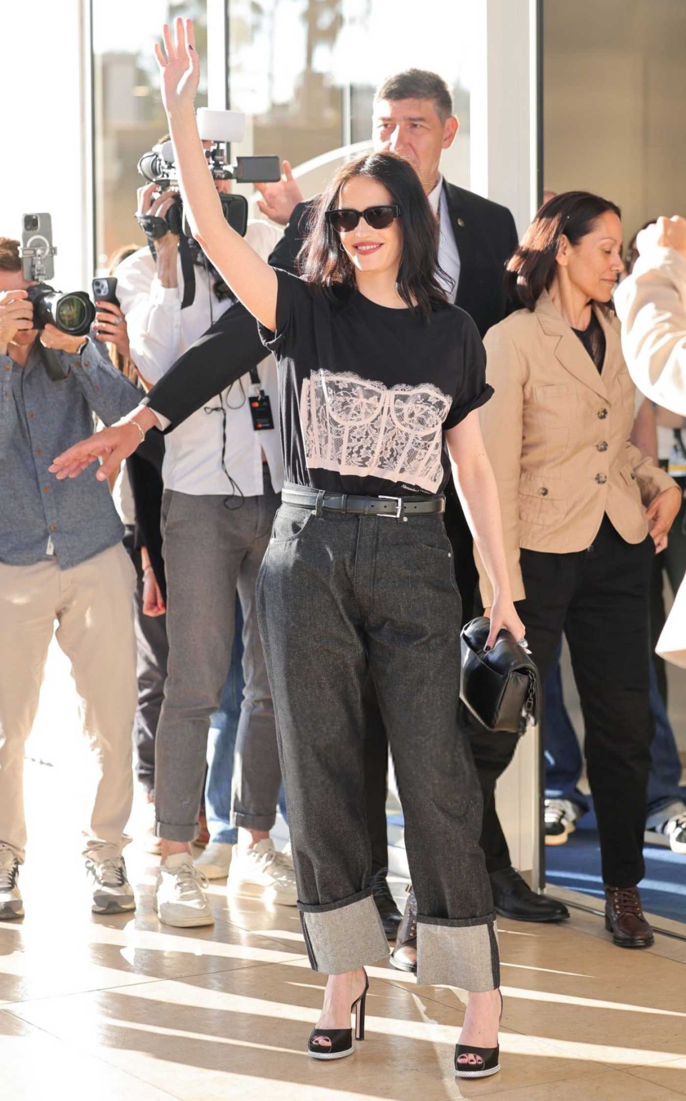 Eva Green in a Black Tee Arrives at Her Hotel in Cannes 05/14/2024