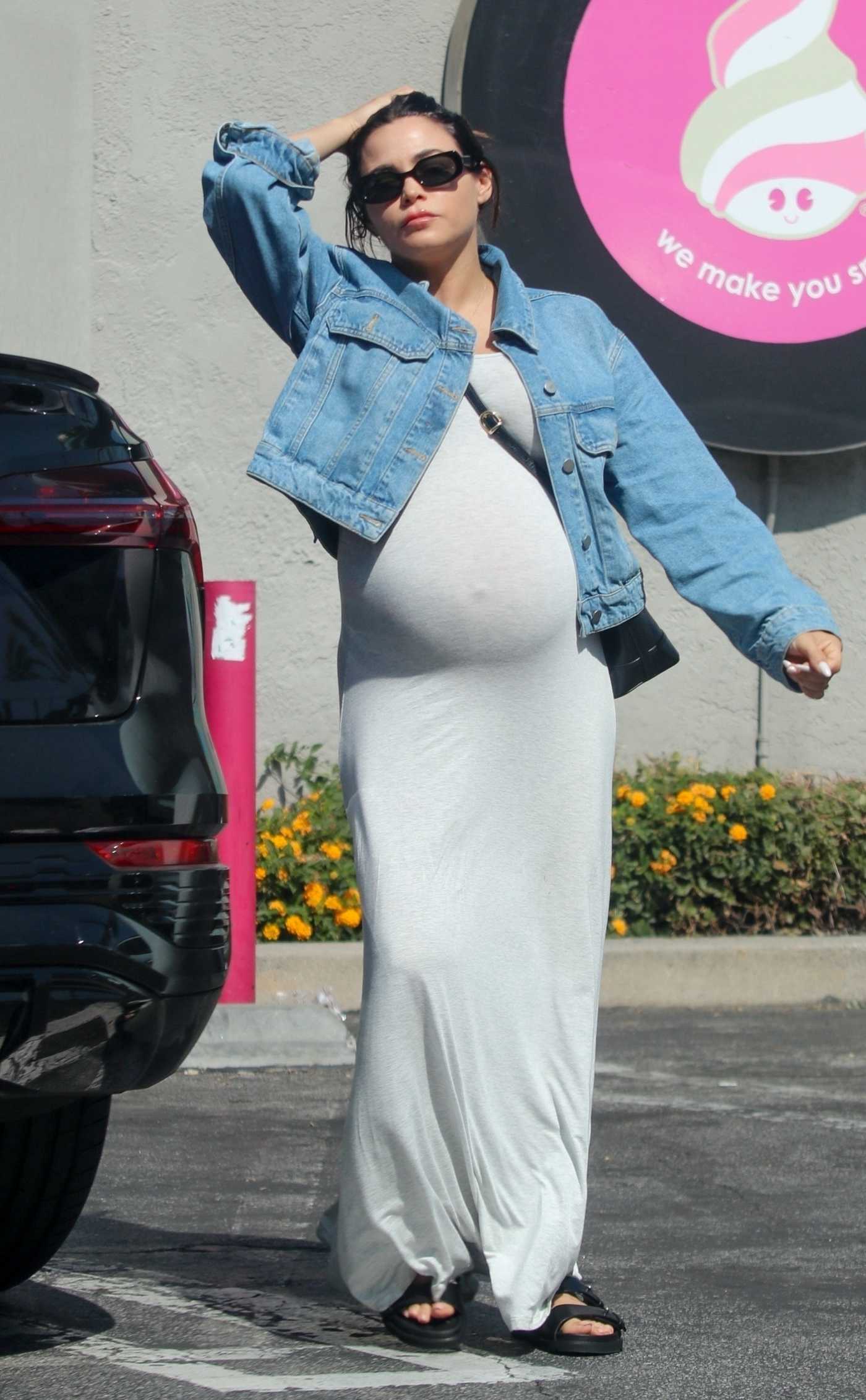 Jenna Dewan in a Grey Dress Was Seen Out in Los Angeles 05/29/2024