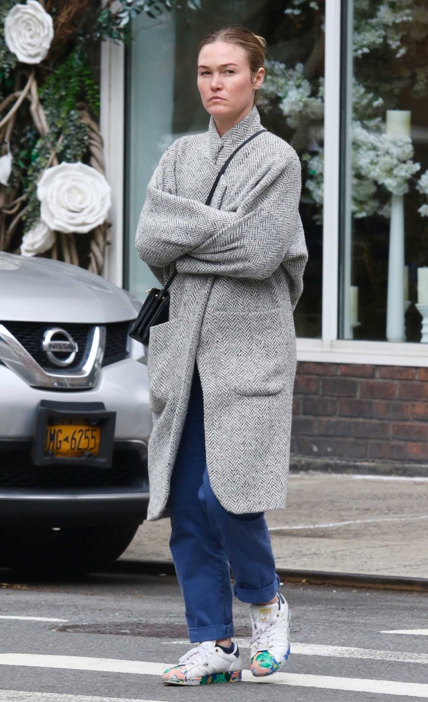 Julia Stiles in a Grey Coat Was Seen Out in Manhattan’s West Village 05/16/2024