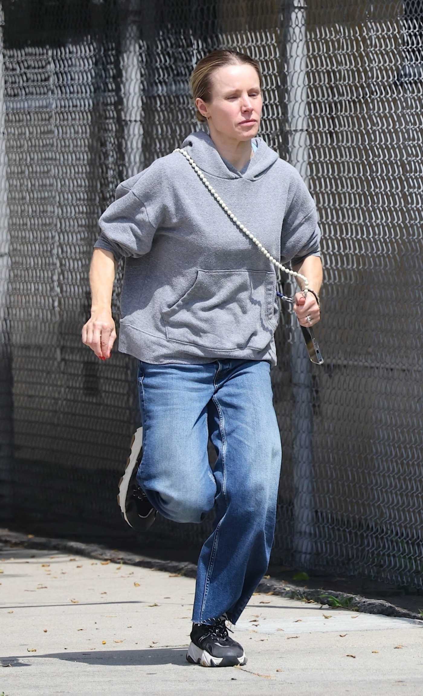 Kristen Bell in a Grey Hoodie Was Seen Out in Los Angeles 05/31/2024