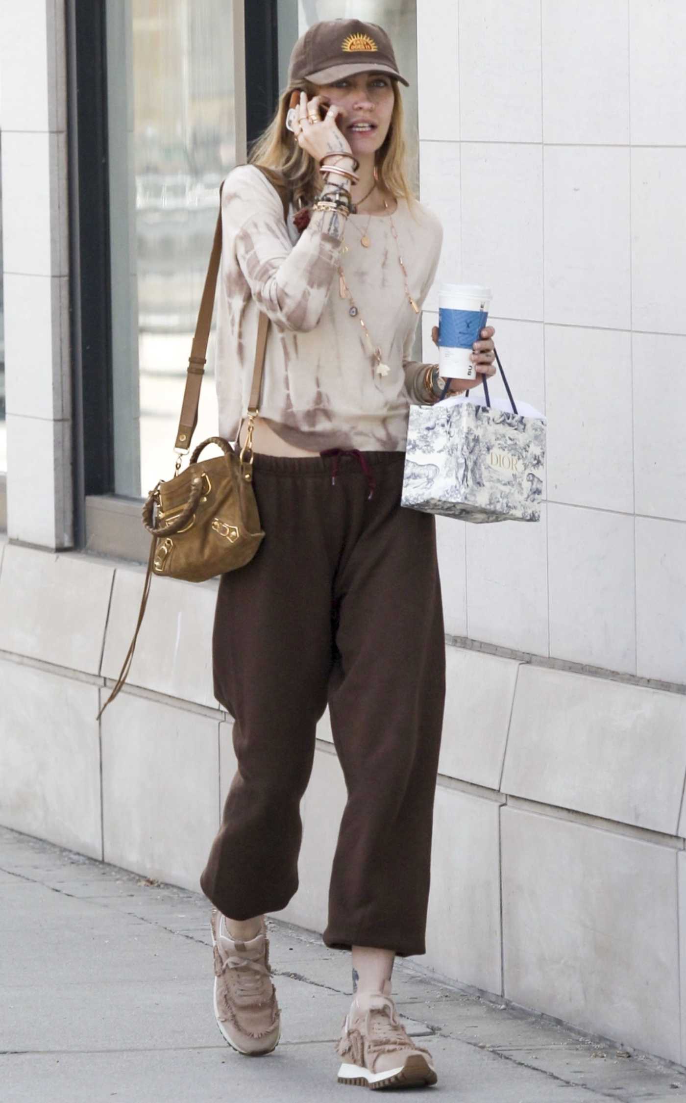 Paris Jackson in a Brown Cap Goes Shopping in Beverly Hills 06/01/2024