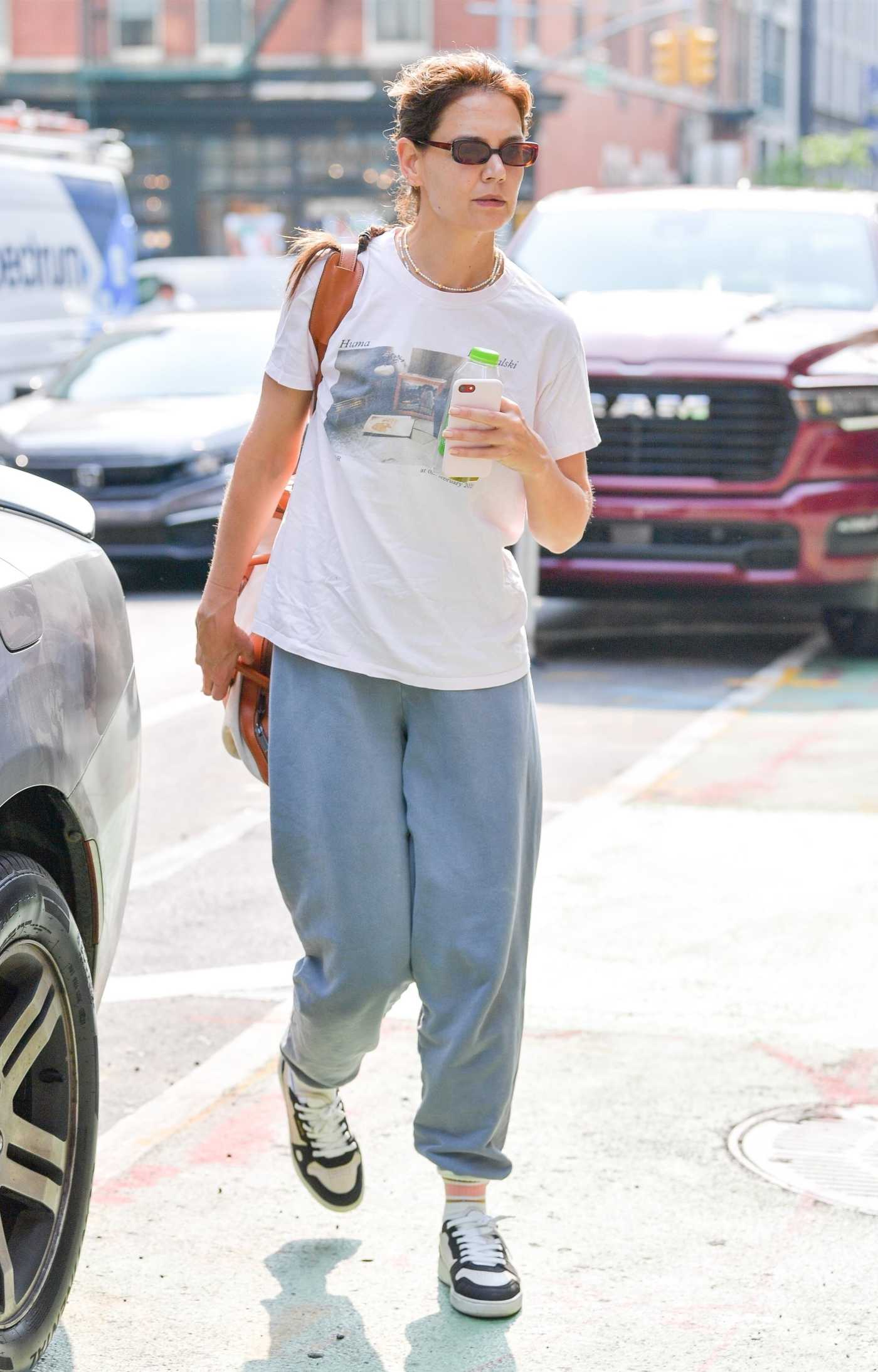 Katie Holmes in a White Tee Heading to a Morning Dance Class in New York City 08/16/2024