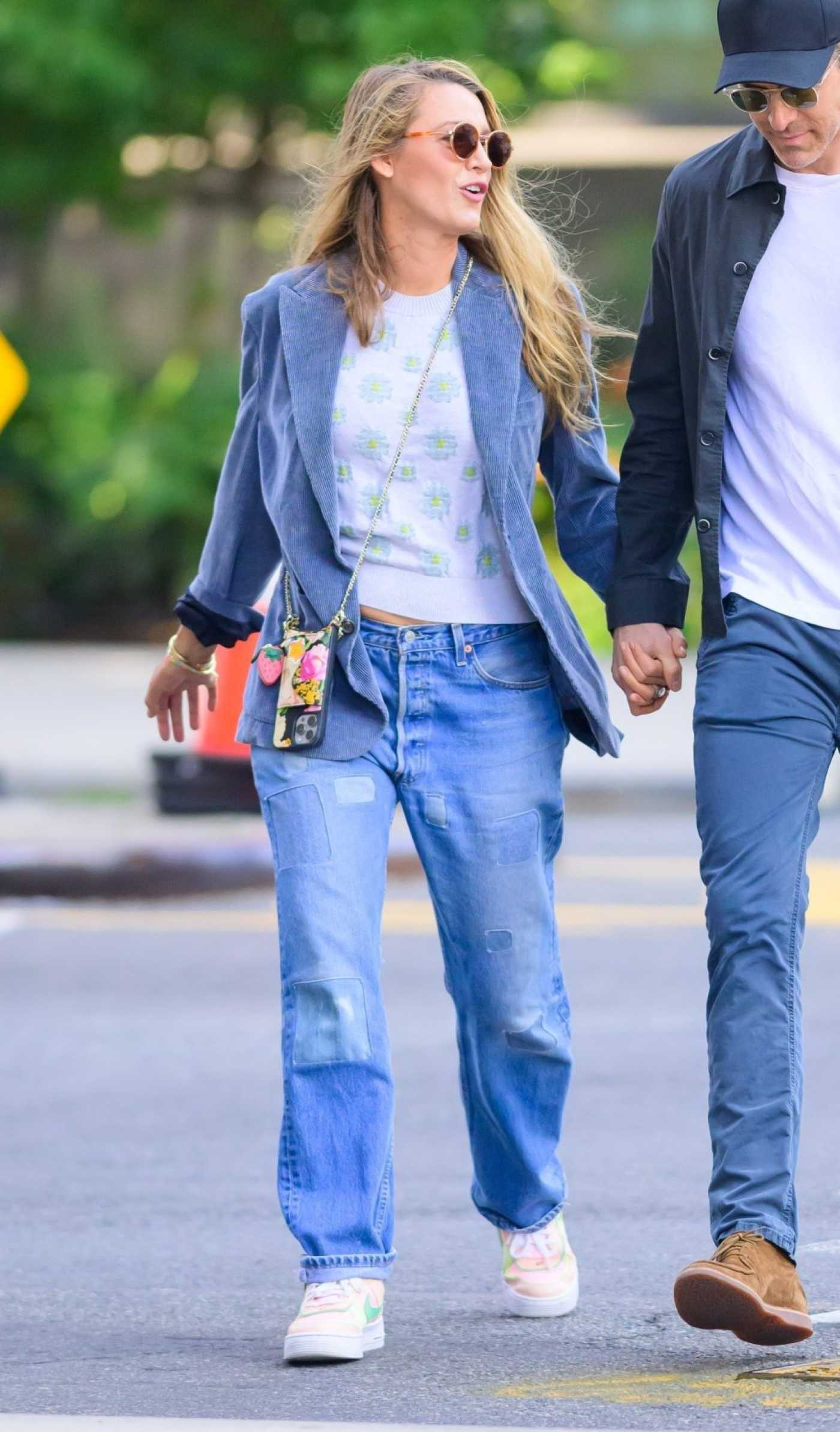 Blake Lively in a Blue Jeans Was Seen Out with Ryan Reynolds in New York City 09/05/2024