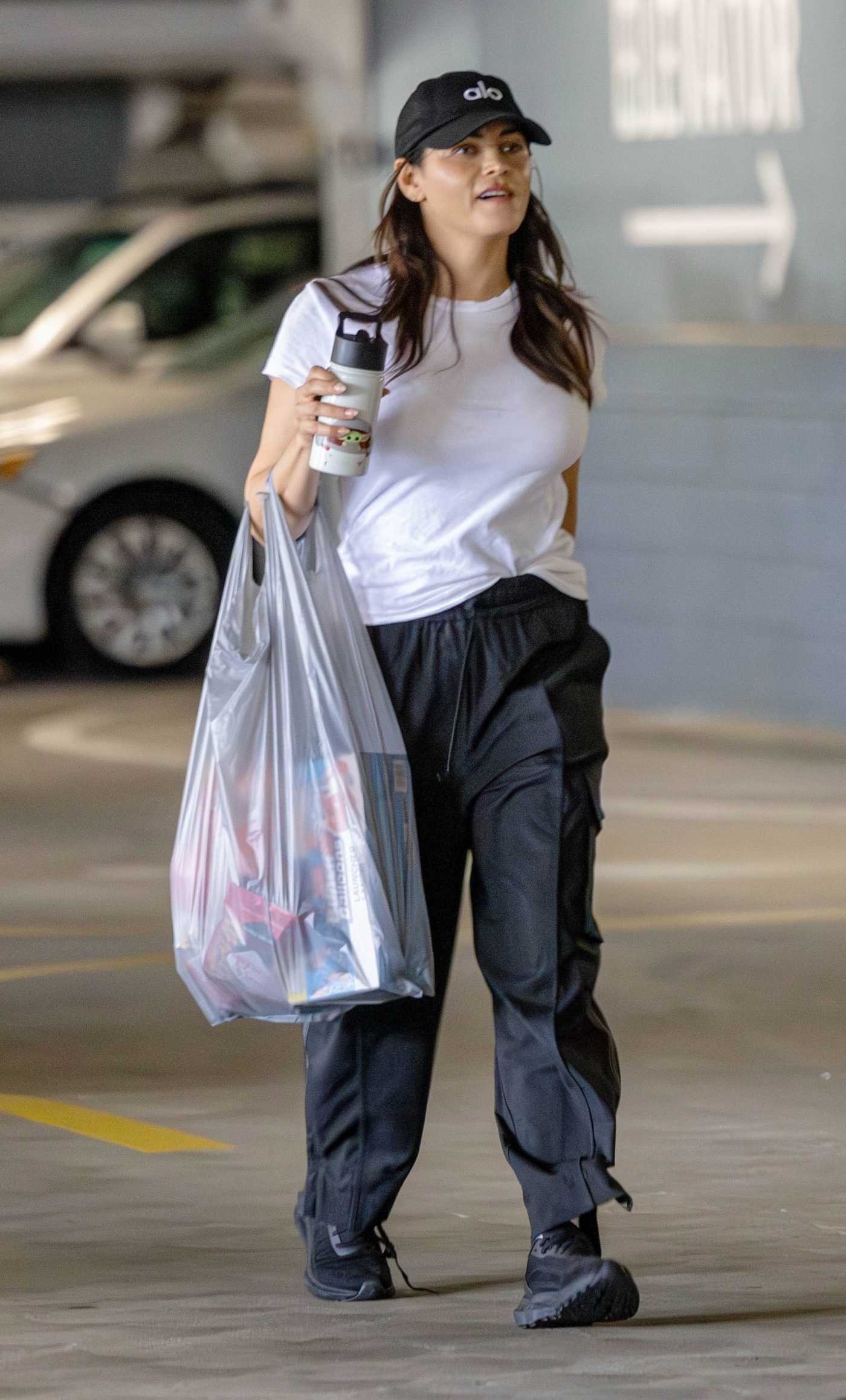 Jenna Dewan in a Black Cap Was Seen Out in Studio City 09/15/2024