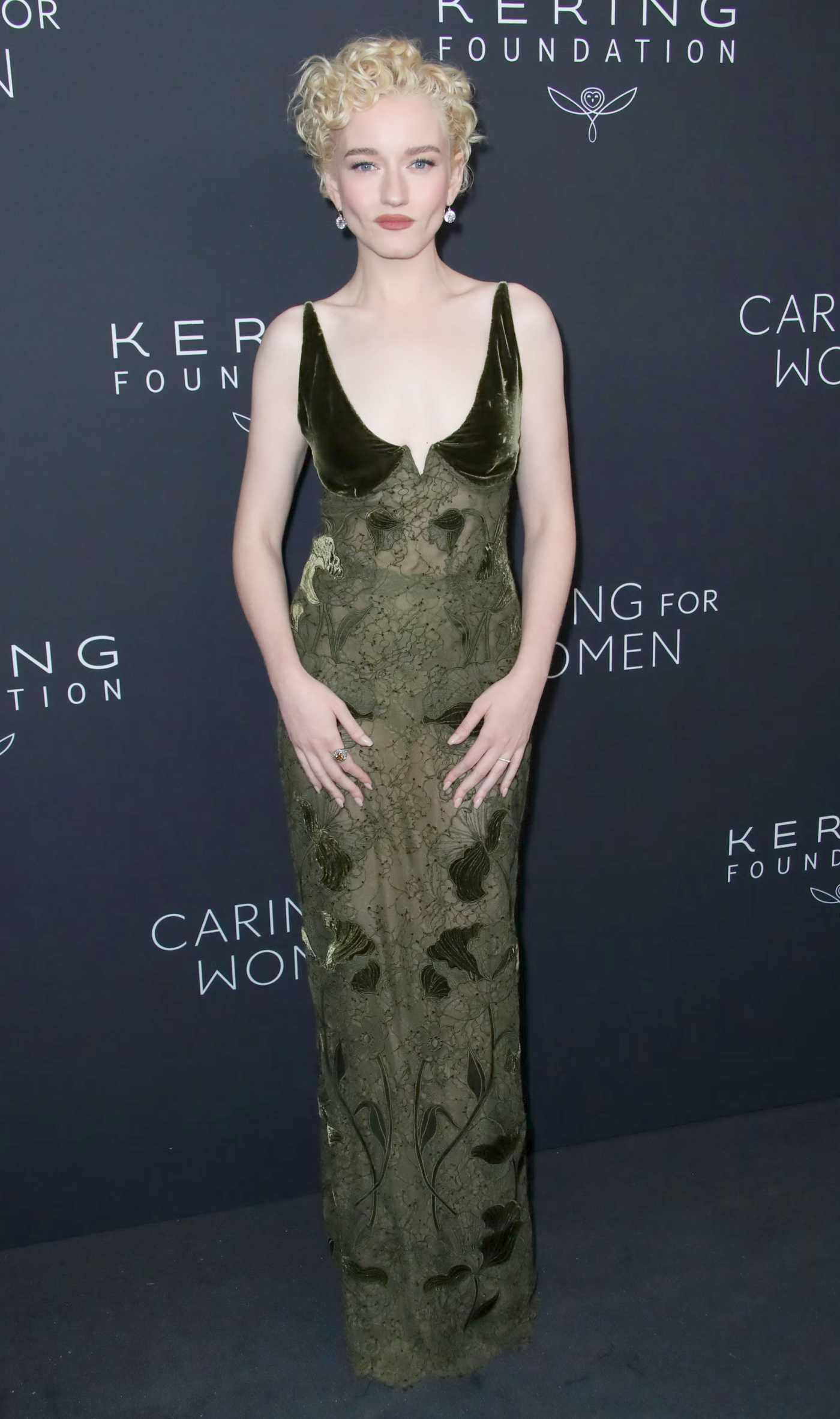 Julia Garner Attends Kering's 3rd Annual Caring for Women Dinner in New York City 09/09/2024