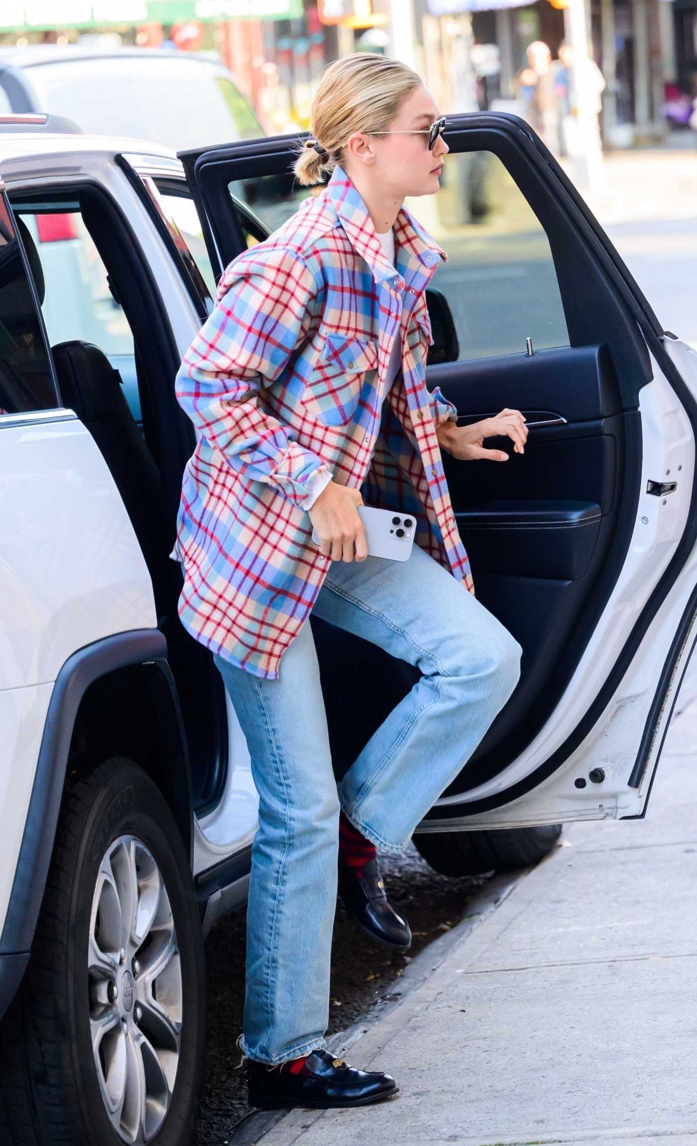 Gigi Hadid in a Plaid Shirt Was Seen Out in New York 10/11/2024