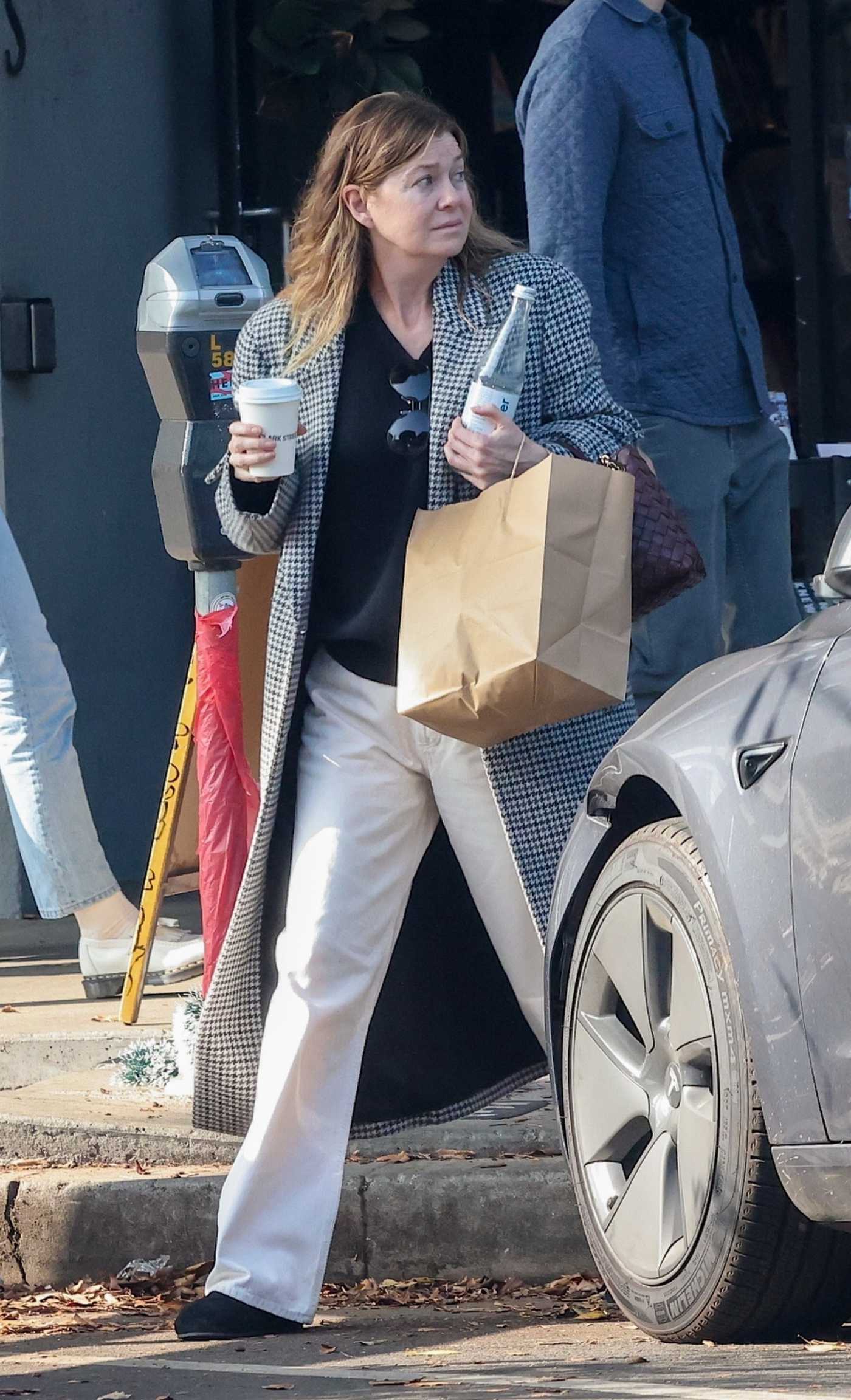 Ellen Pompeo in a Houndstooth Coat Was Seen Out in Los Angeles 12/30/2024