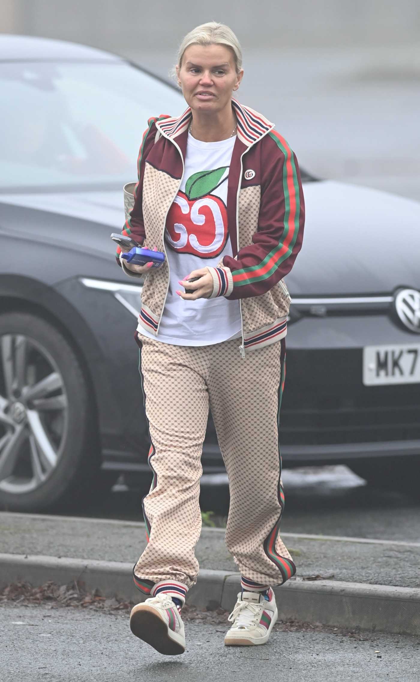 Kerry Katona in a White Tee Arrives at Cinderella Panto in Northwich 12/26/2024