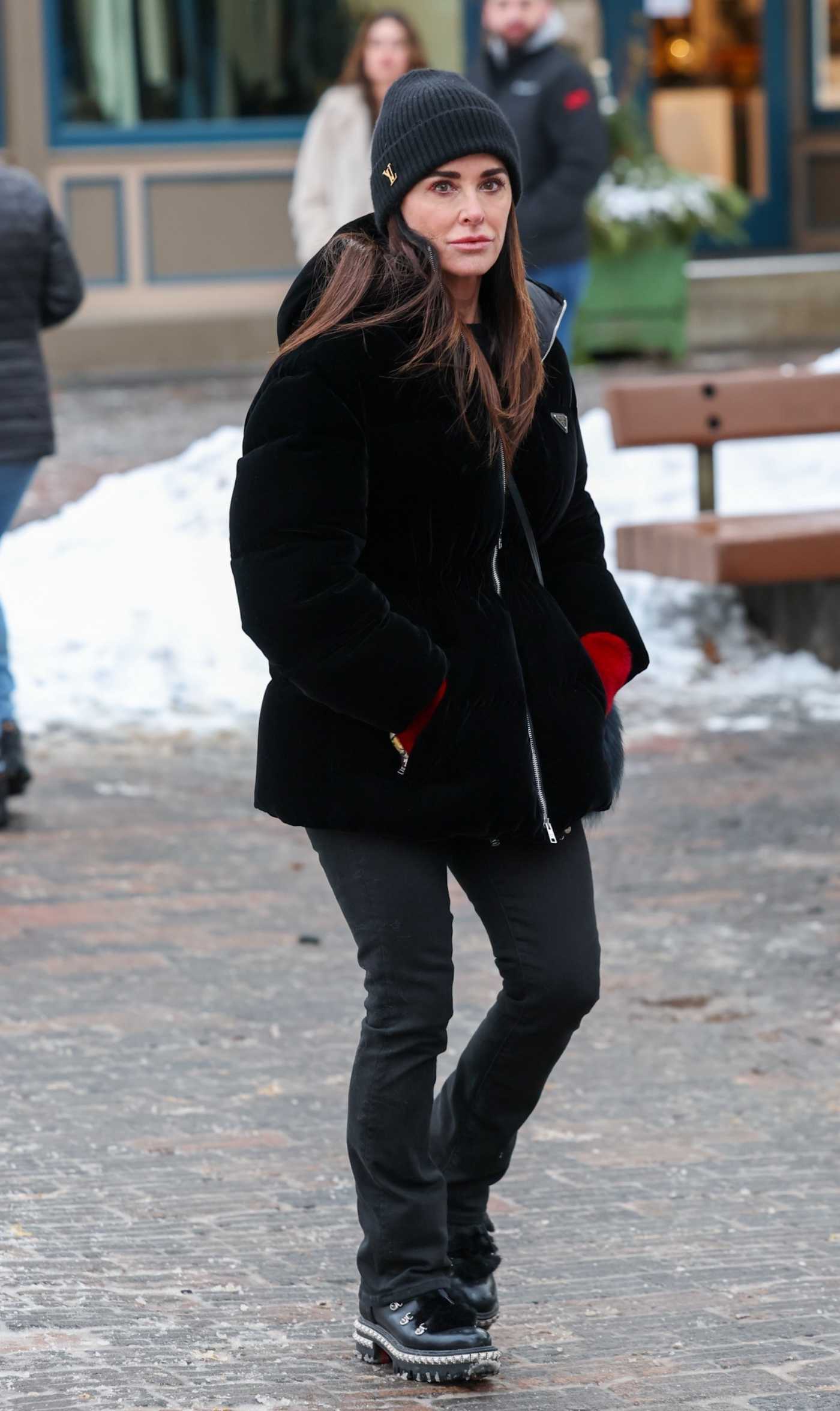 Kyle Richards in a Black Beanie Hat Was Seen Out in Aspen 12/26/2024