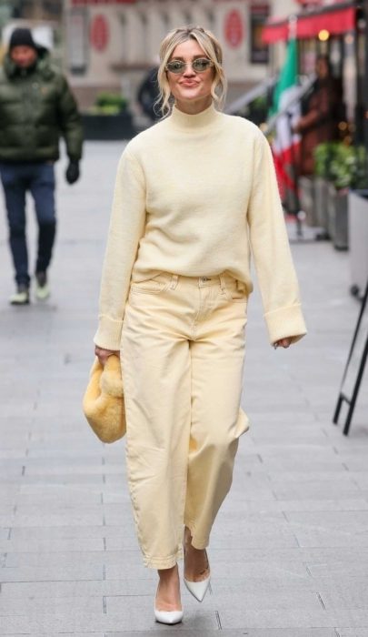 Ashley Roberts in a Yellow Ensemble