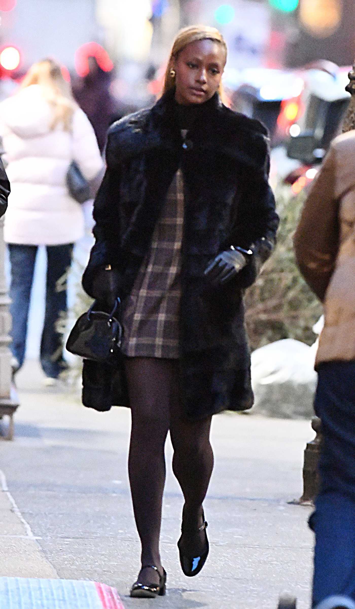 Justine Skye in a Black Fur Coat Was Seen Out in New York City 01/22/2025