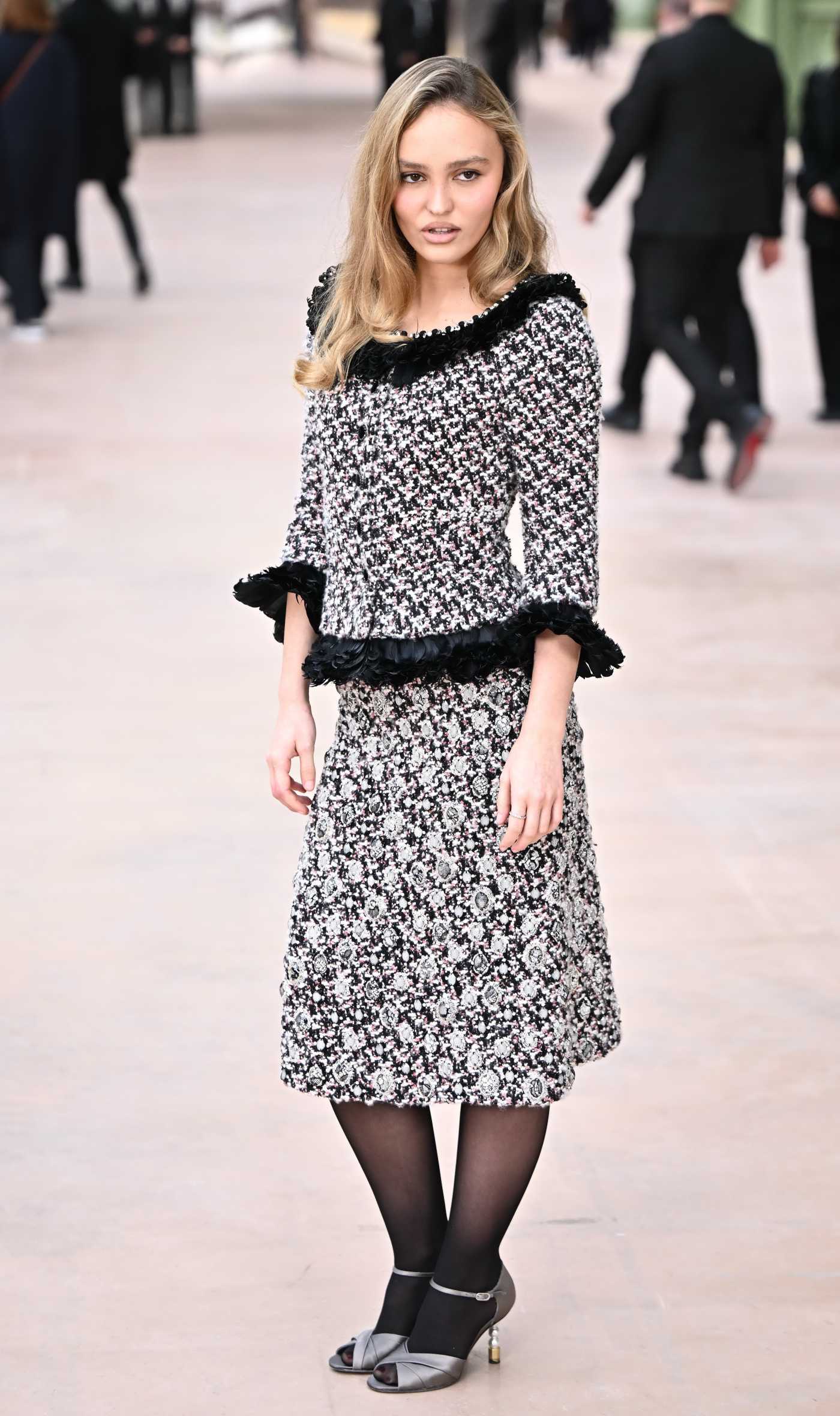 Lily-Rose Depp Attends the Chanel Fashion Show During 2025 Paris Fashion Week in Paris 01/28/2025